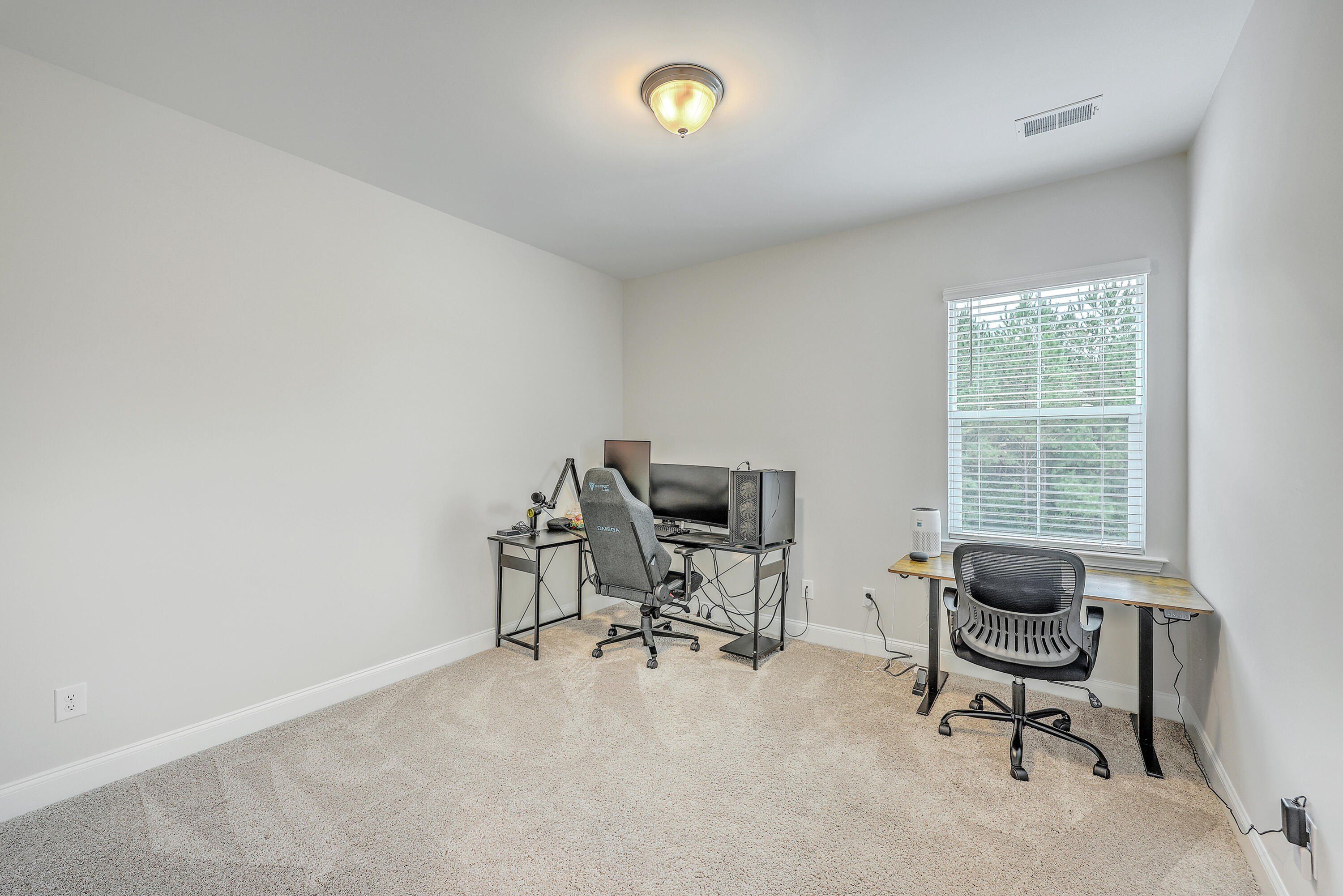 159 Hawthorne Landing Drive. Goose Creek, SC 29445