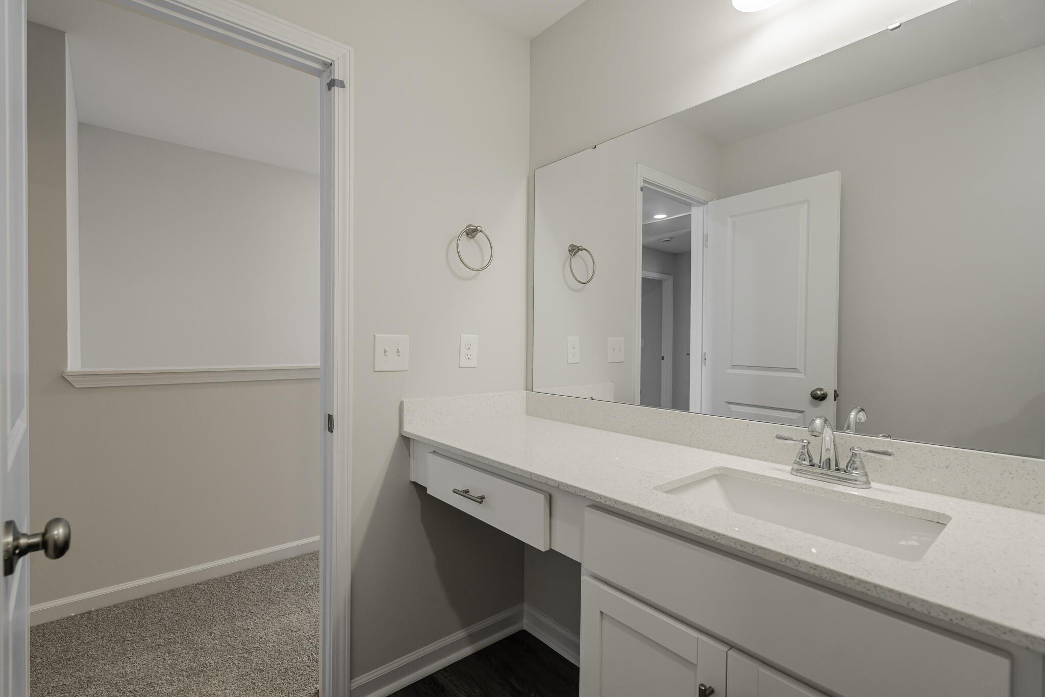 123 Middlesex Court. Lugoff, SC 29078