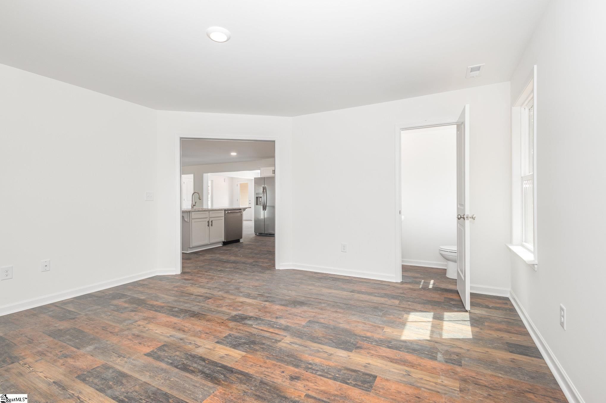 719 Parkview Drive. Laurens, SC 29360