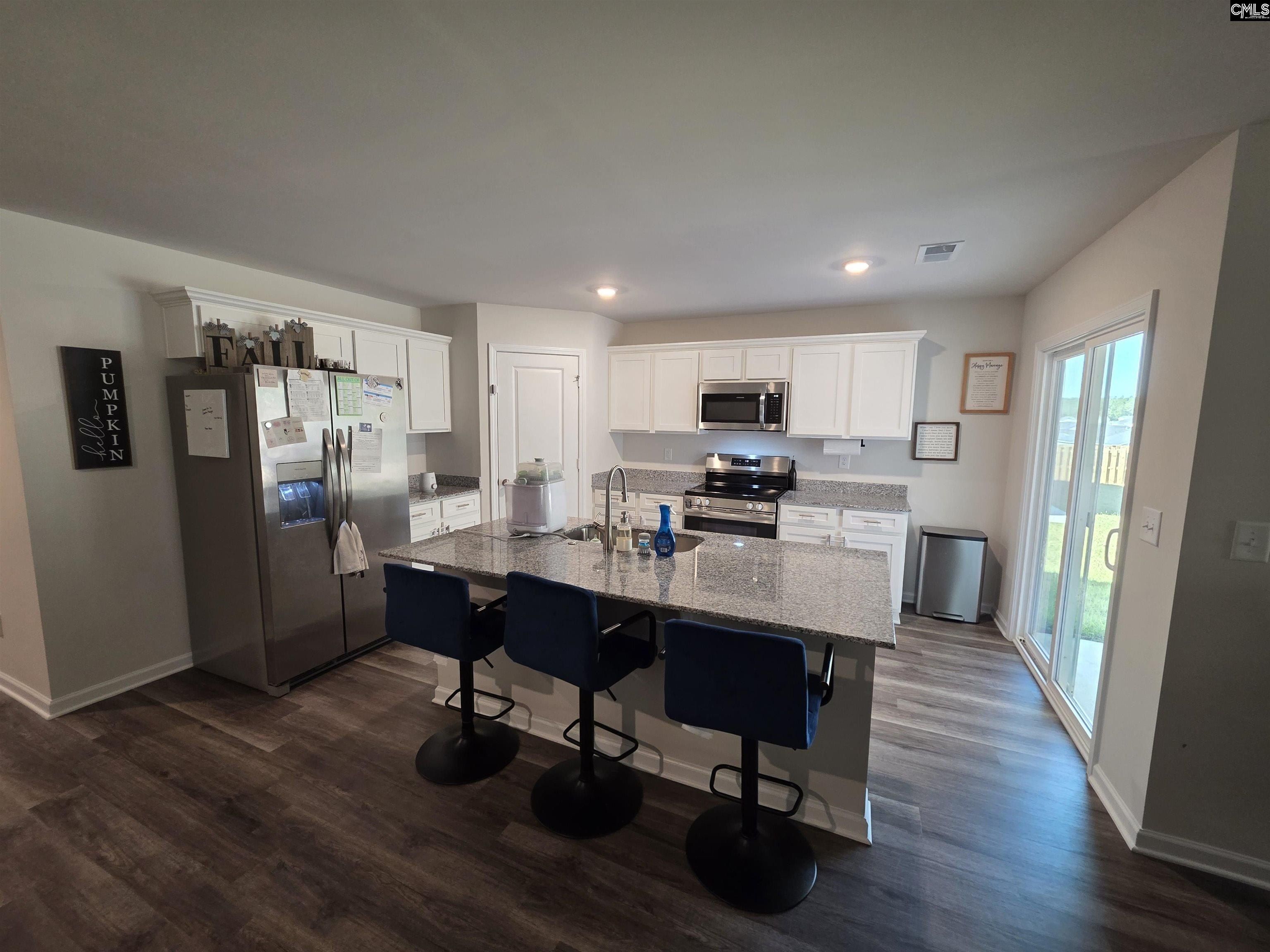 21 Yellow Kelp Court. Hopkins, SC 29061