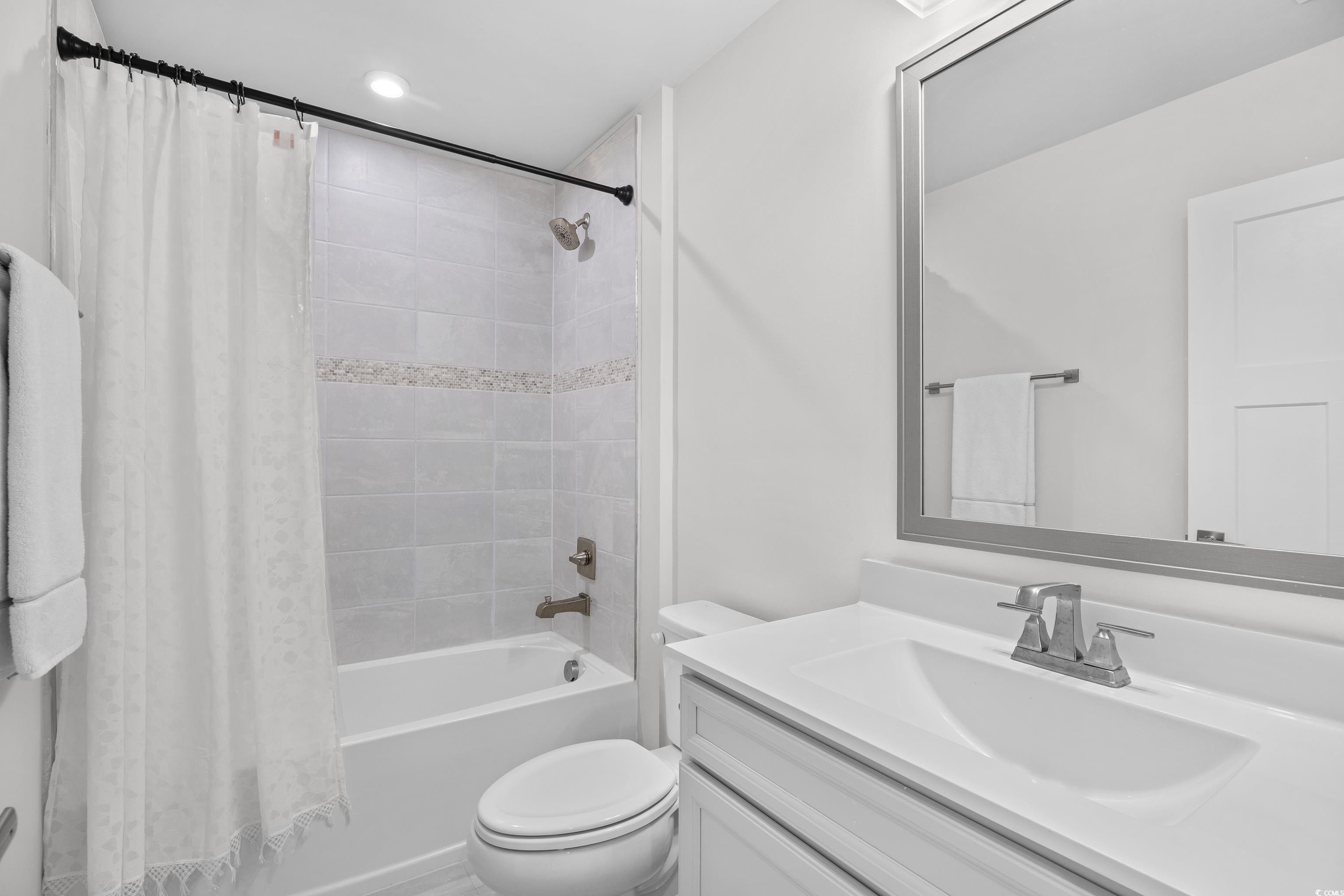 2357 Elowen Ln. Longs, SC 29568