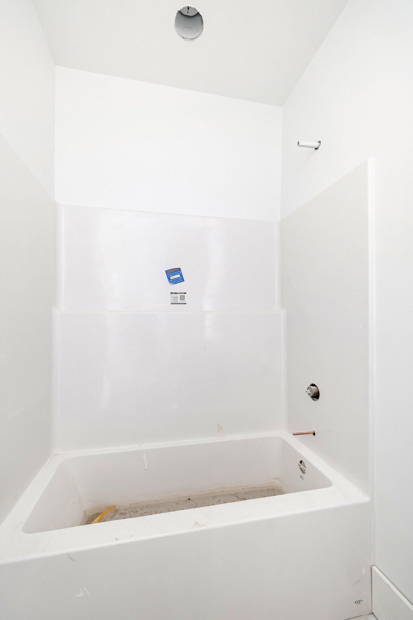 3070 Peach Orchard Road. Dalzell, SC 29040