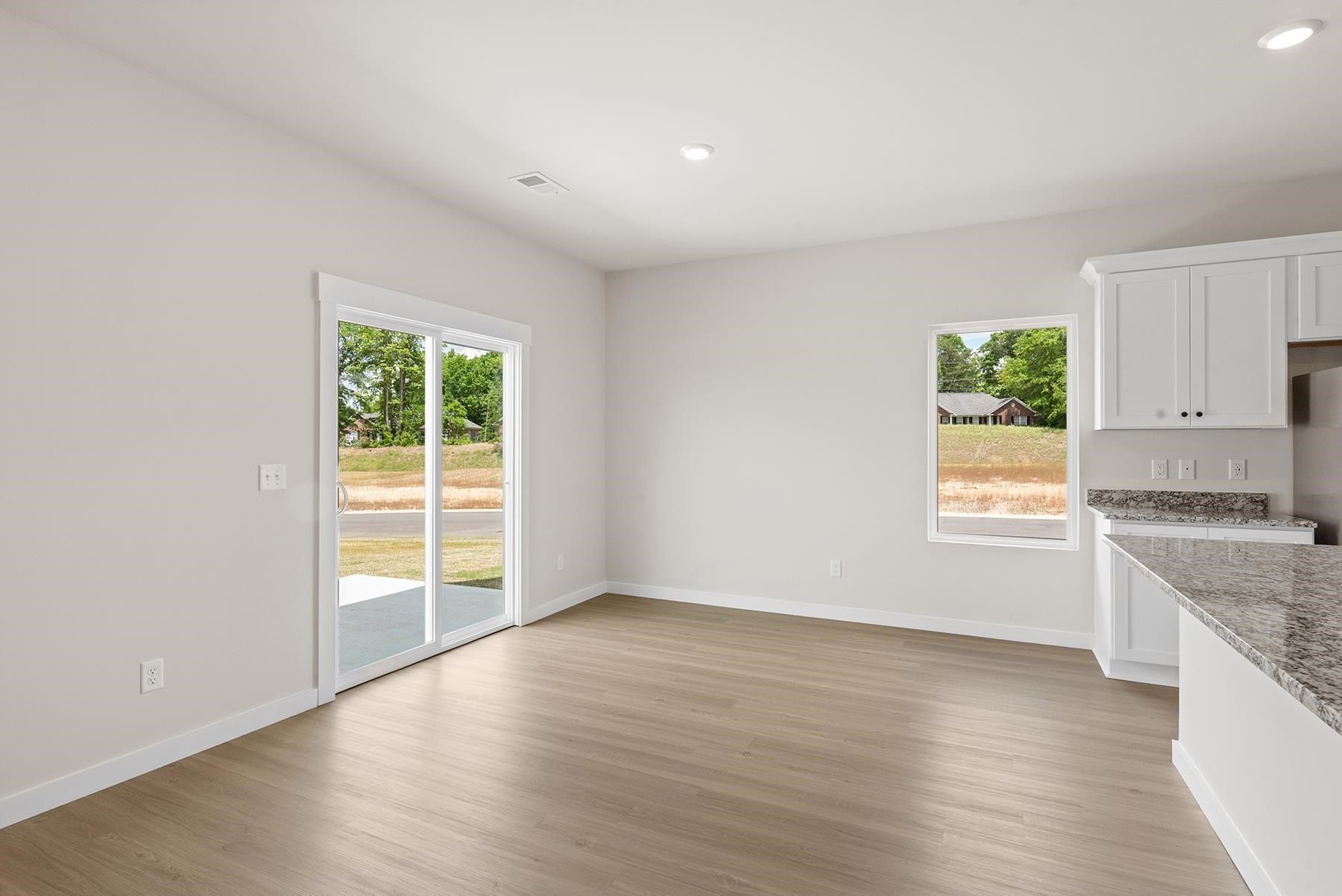 1204 Crested Iris Street. Moore, SC 29369