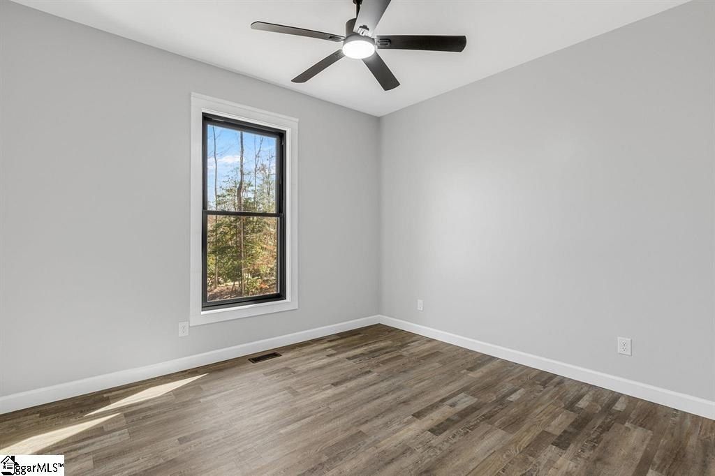 107 Bentwood Lane. Pickens, SC 29671