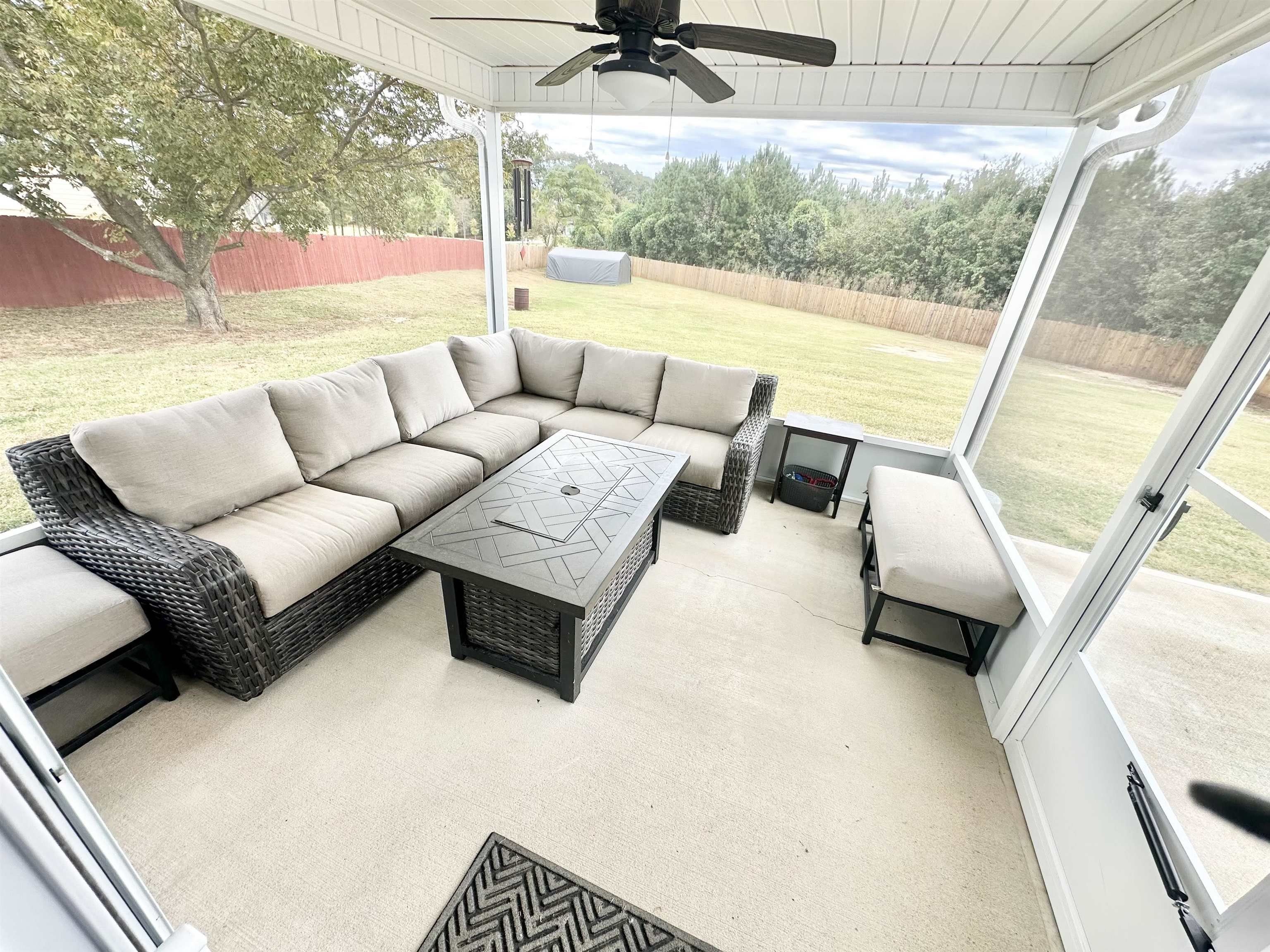 291 Little Mountain Circle. Inman, SC 29349