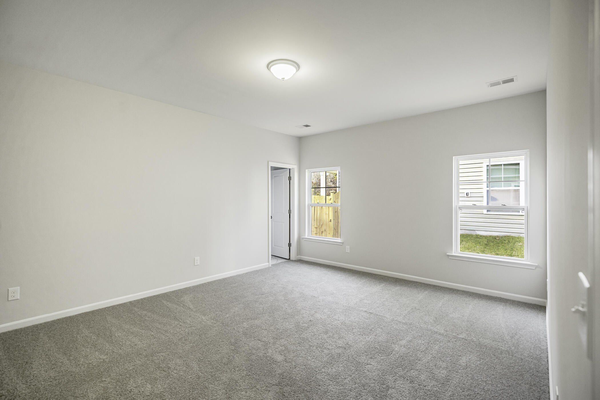 131 Middlesex Court. Lugoff, SC 29078