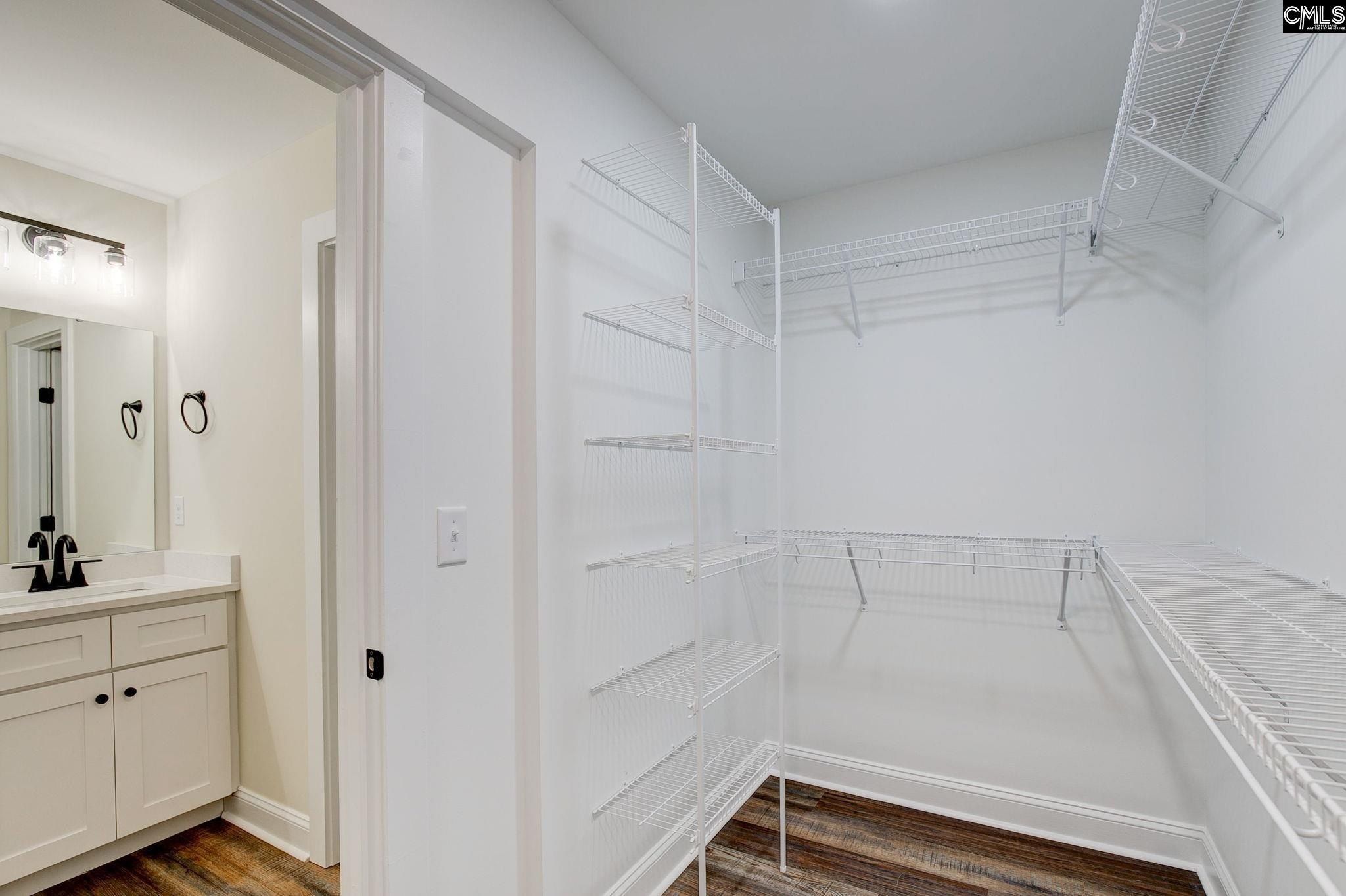 1518 Hall Road. Cassatt, SC 29032