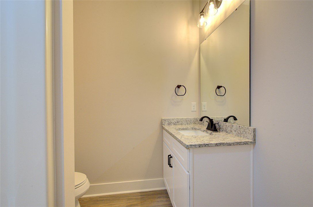 517 Sun Pointe Court. West Union, SC 29696