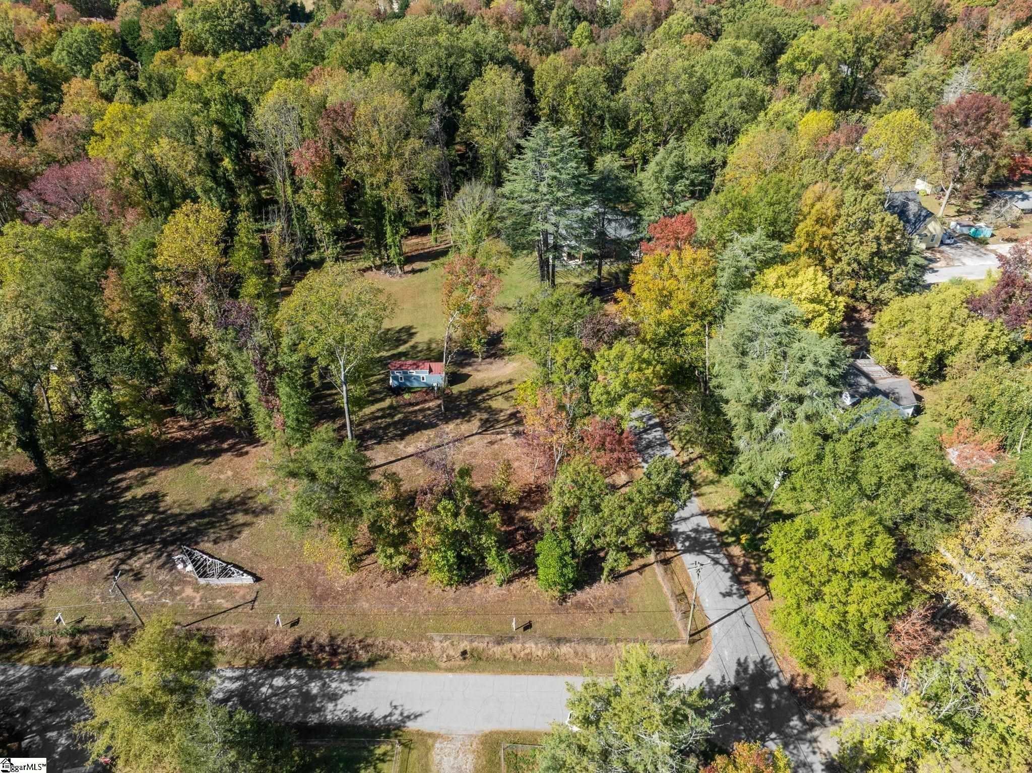 10 Nature Trail. Greenville, SC 29609