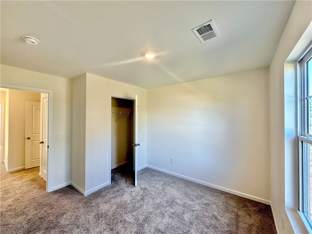 592 Seaborn Circle. Pendleton, SC 29670