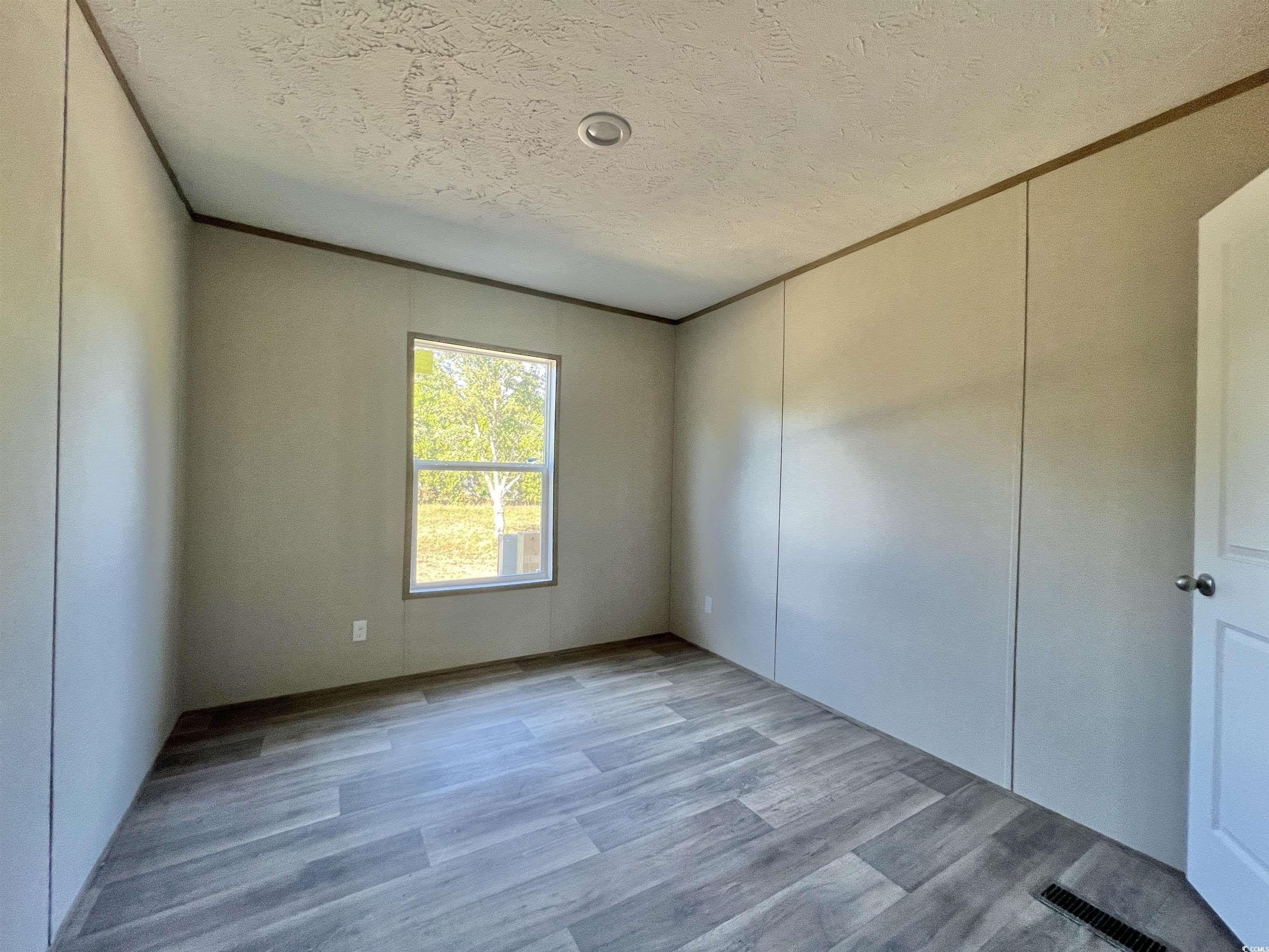 2006 Warrens Loop. Marion, SC 29571