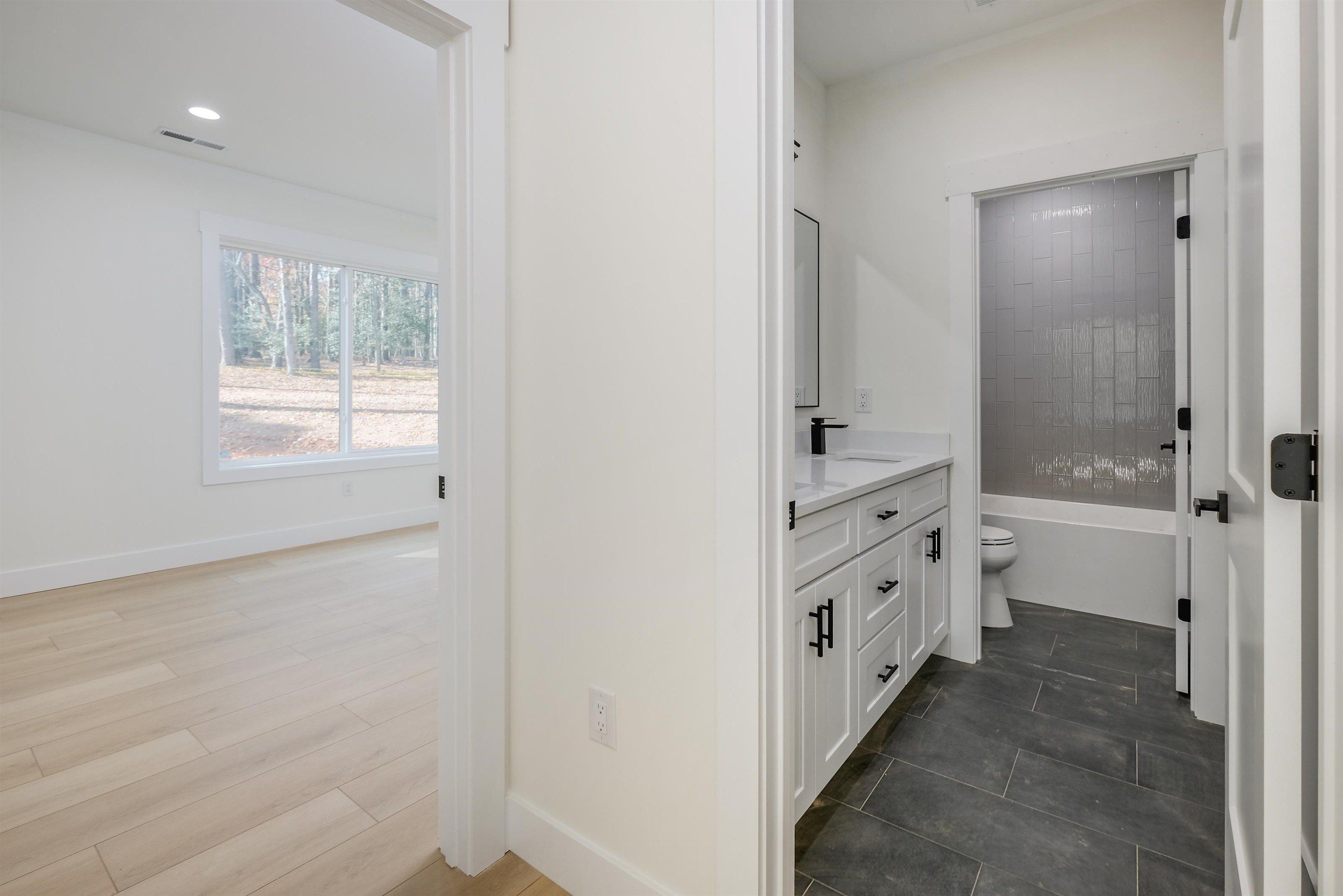 1292 Deerfield Drive. Spartanburg, SC 29302