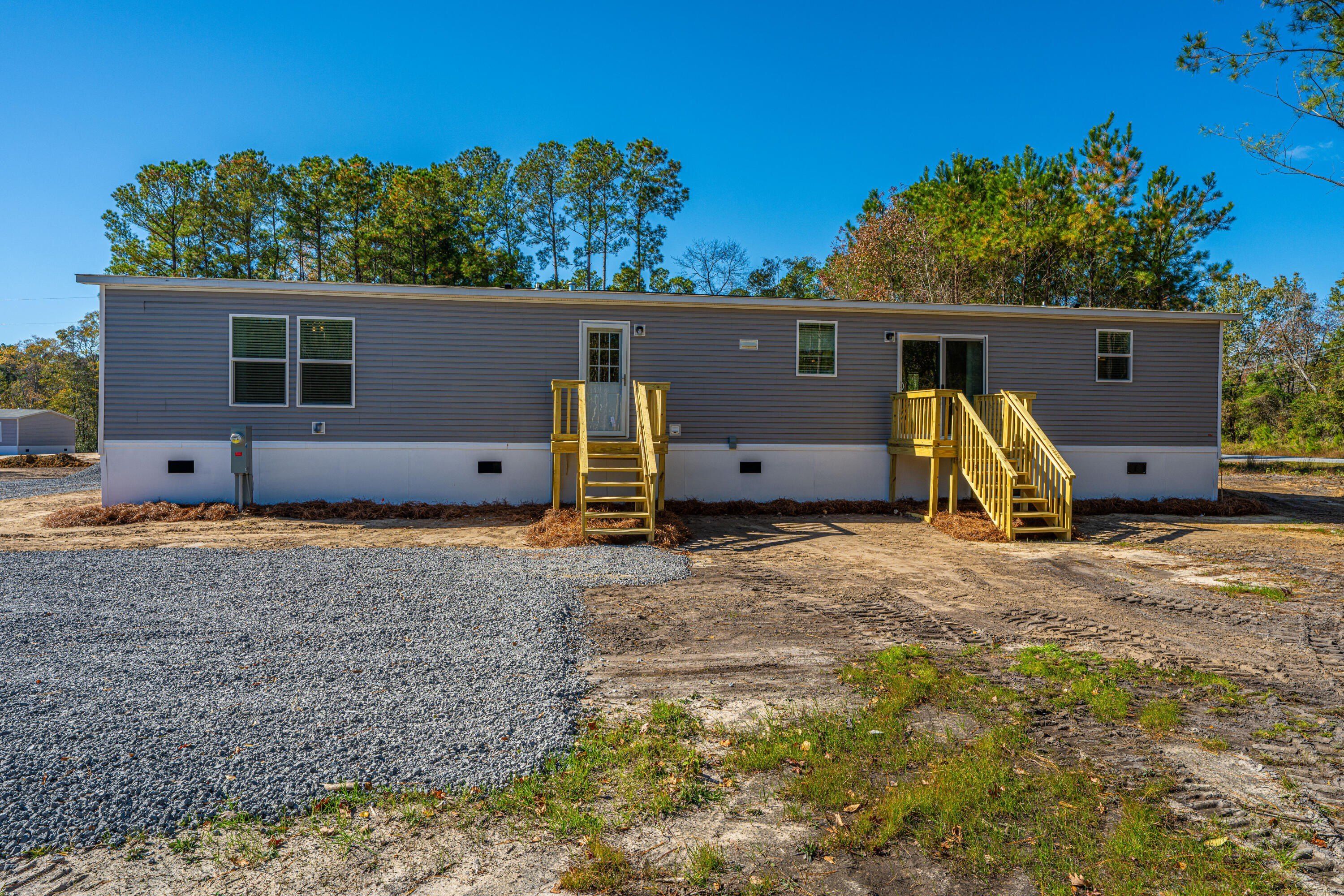 106 Pine Arbor Lane. Pinopolis, SC 29469