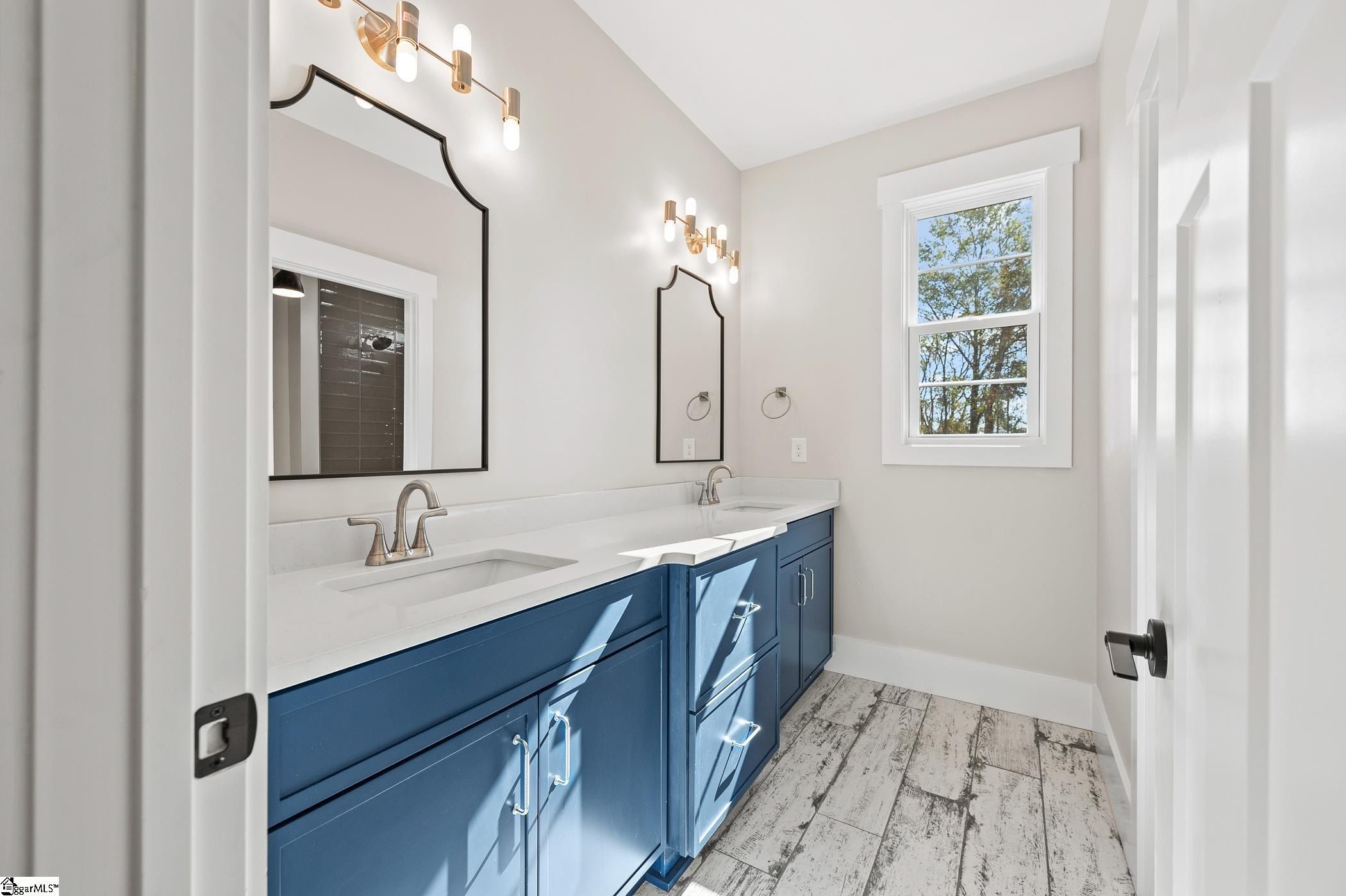 65 New Tilth Road. Taylors, SC 29687