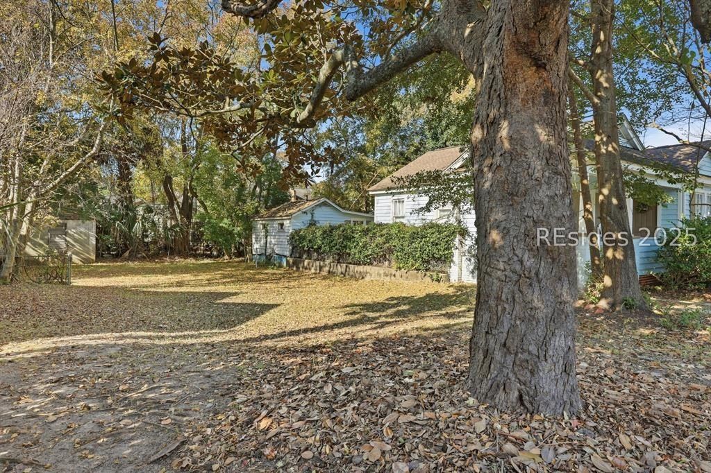 891 Ashley Avenue. Charleston, SC 29403