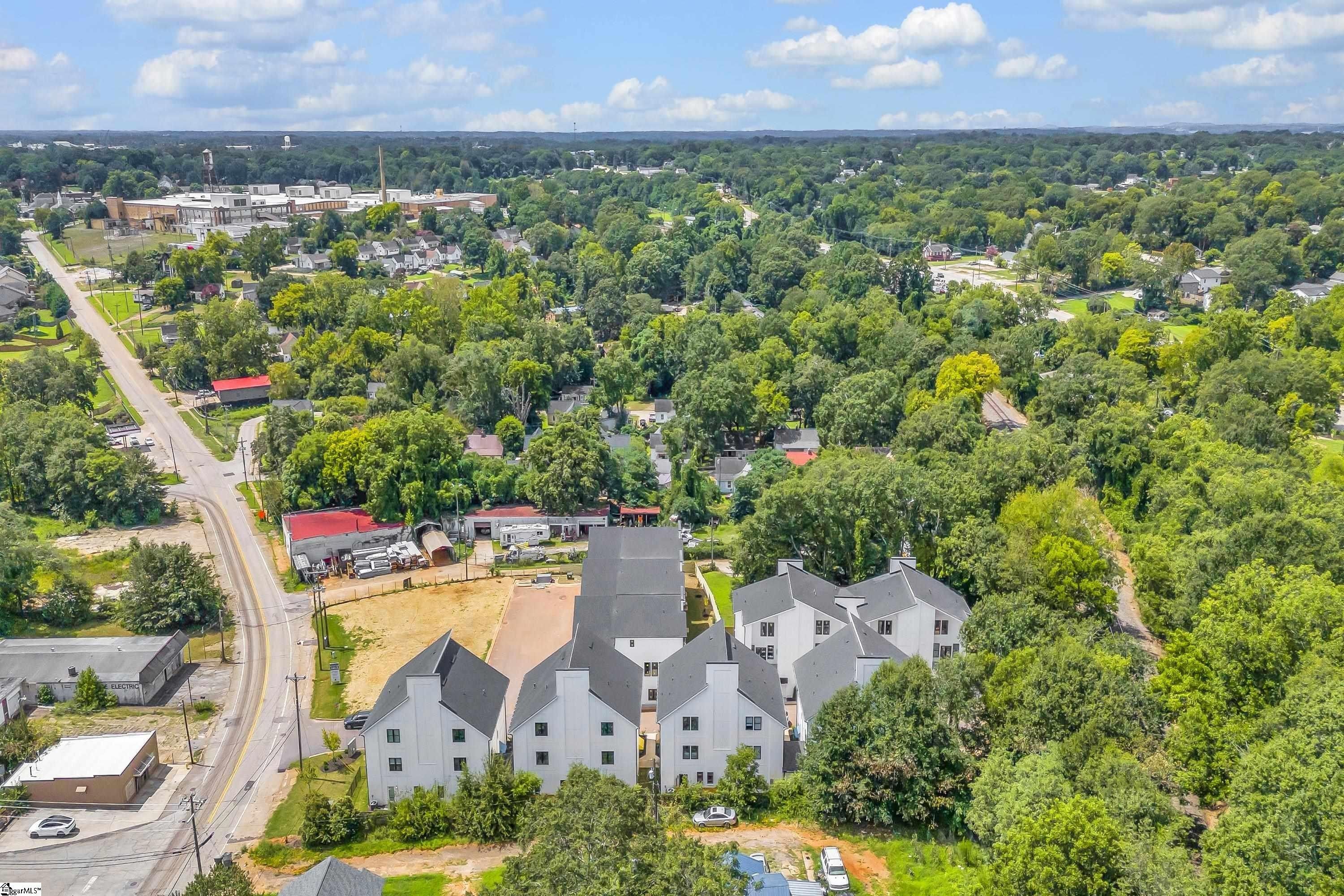 109 Lepak Lane. Greenville, SC 29605