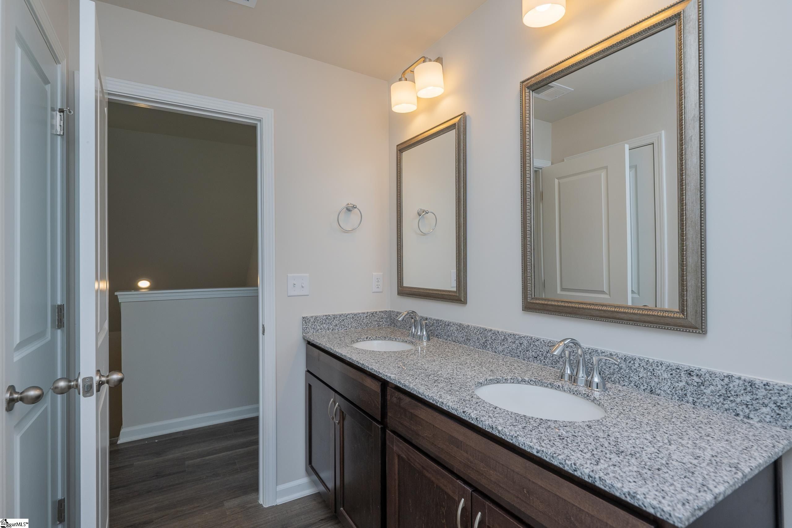 5 Thorndike Way. Greenville, SC 29617