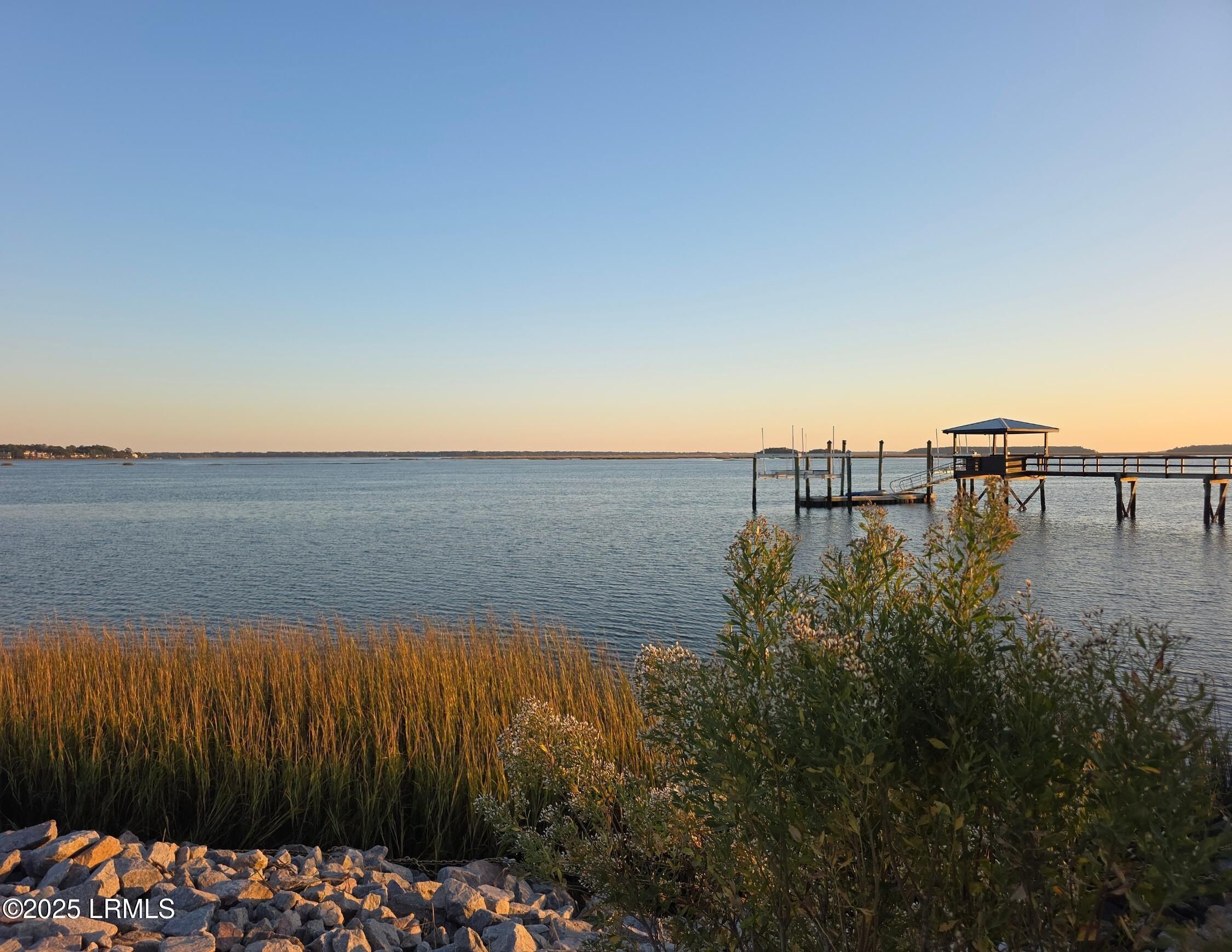 15 Vine Street. Hilton Head, SC 29926