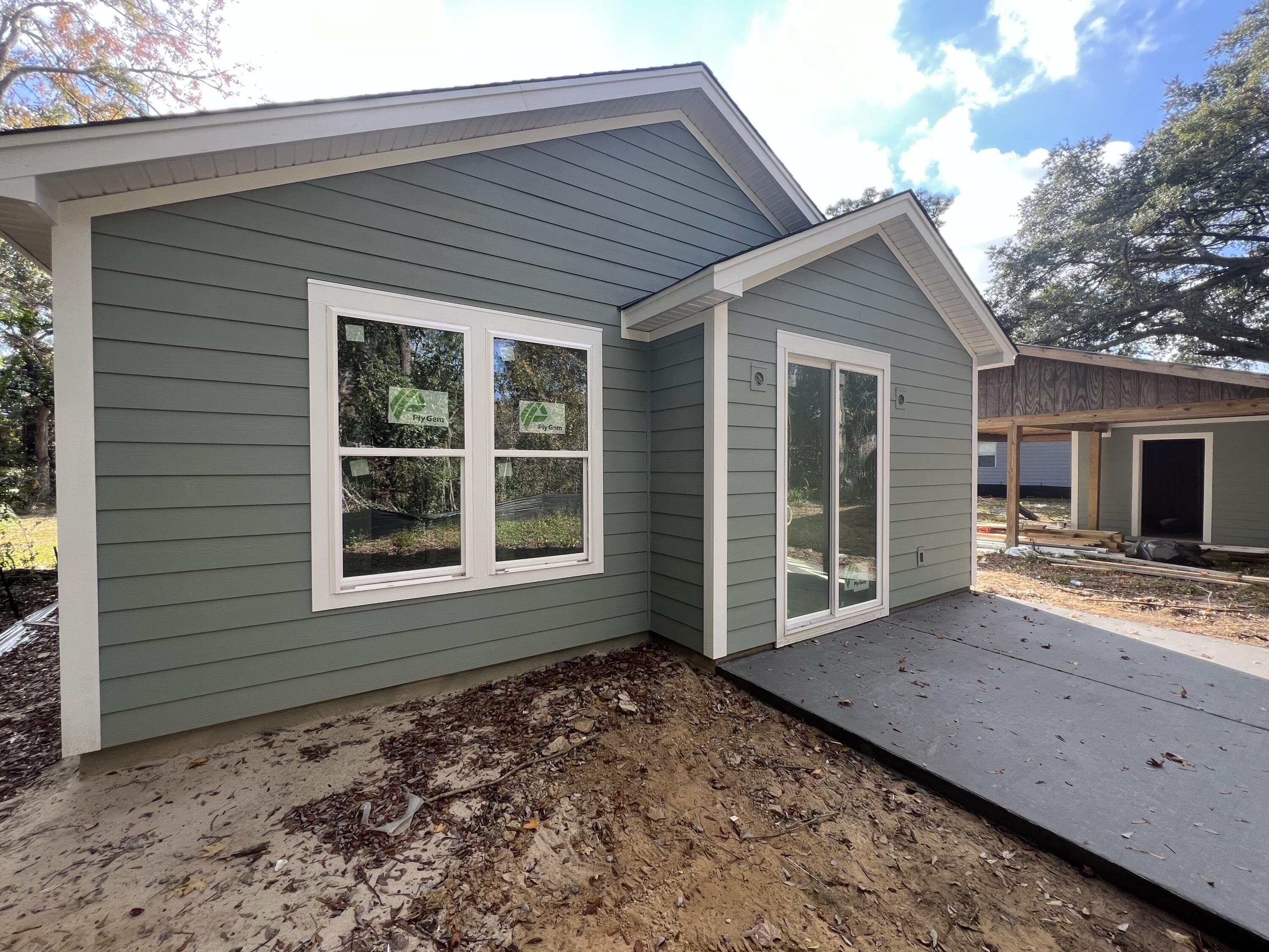 1910 Piper Drive. Charleston, SC 29407