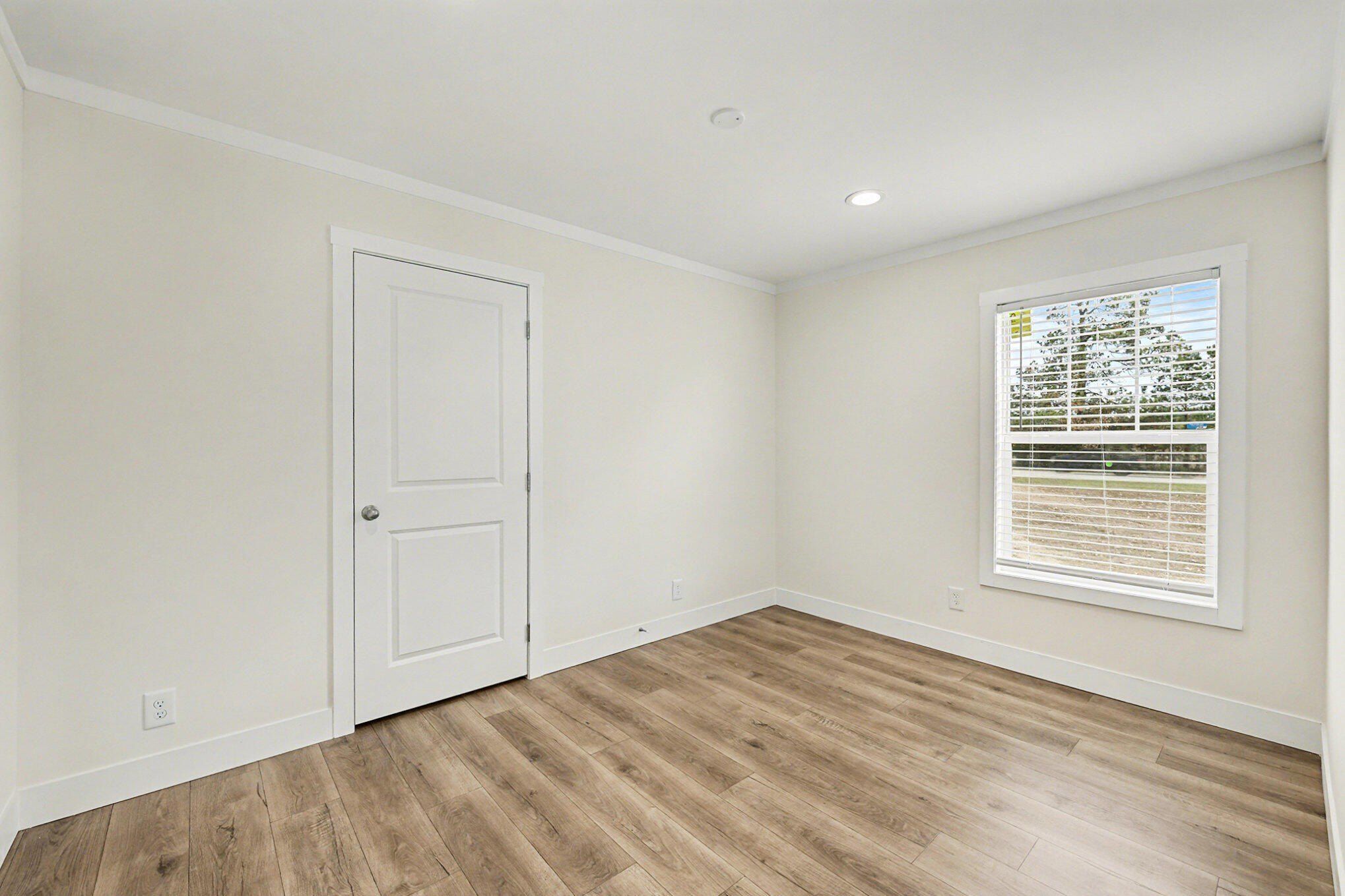 1344 Givhans Rd Road. Ridgeville, SC 29472