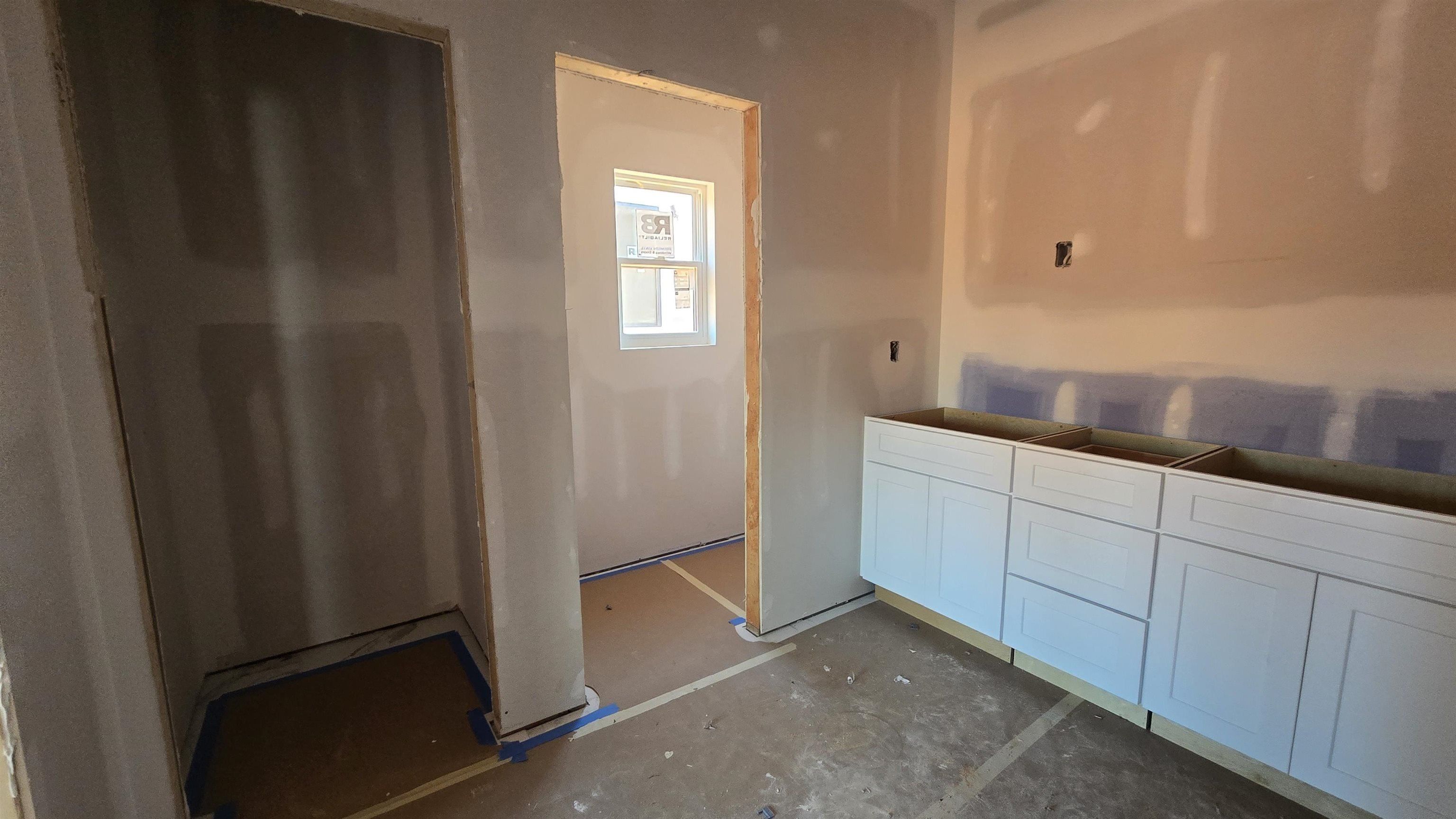 273 Ridge Road. Wellford, SC 29385