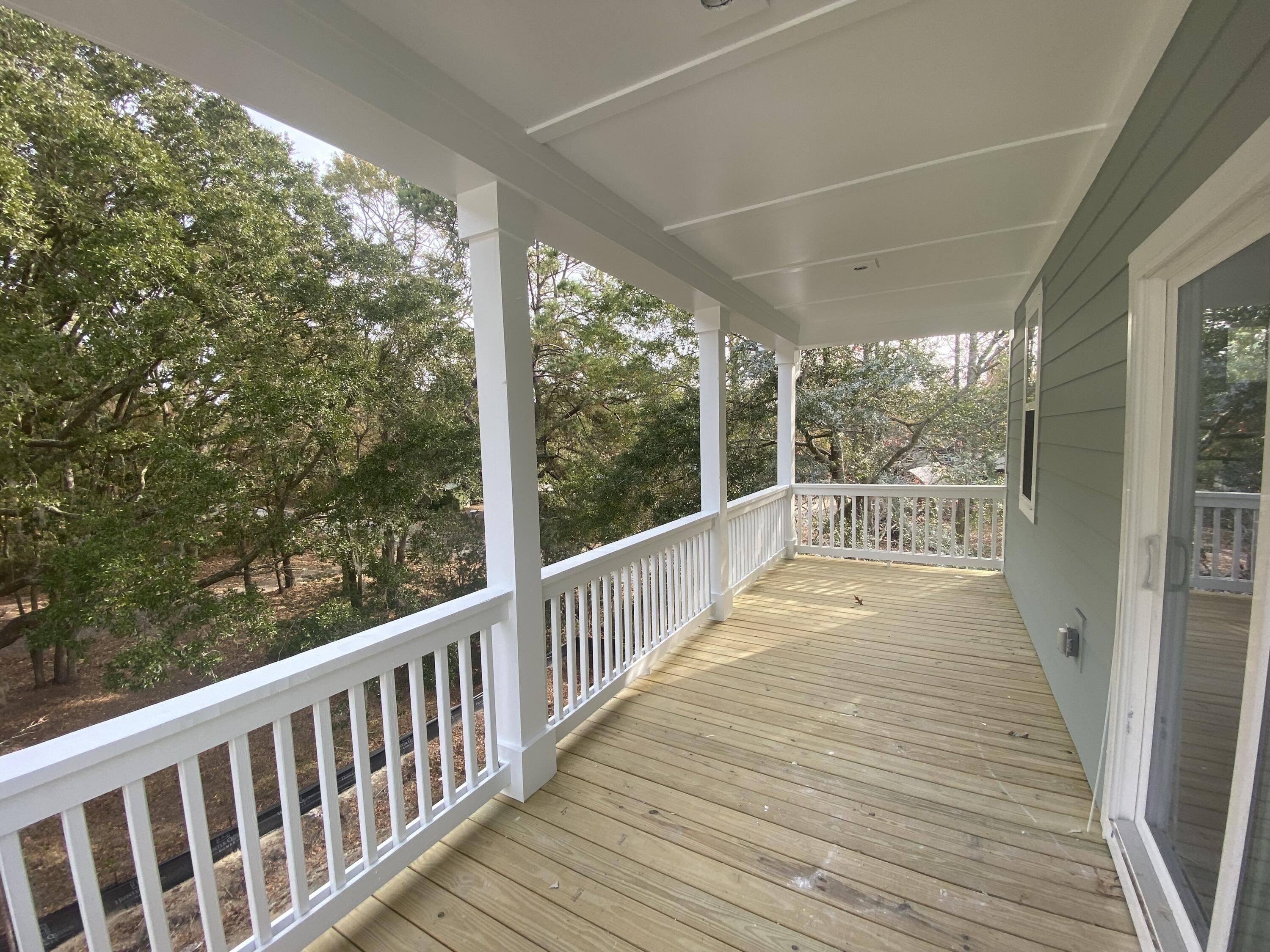 1370 Lucinda Street. Mount Pleasant, SC 29466