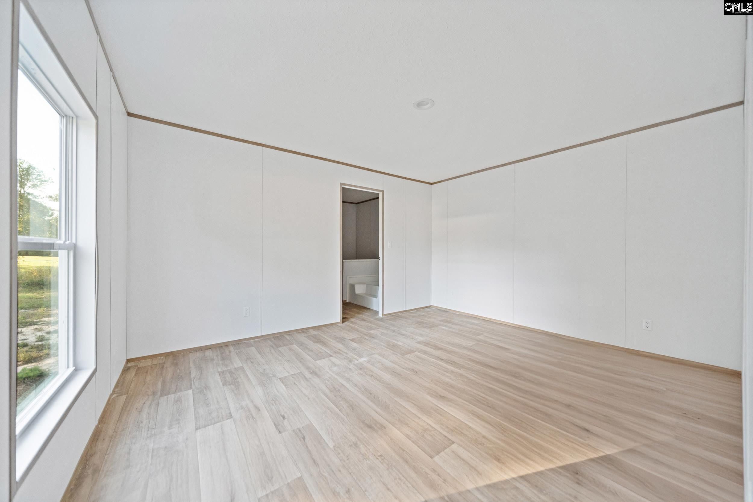 88 Lady Ashley Drive. Saint Matthews, SC 29135