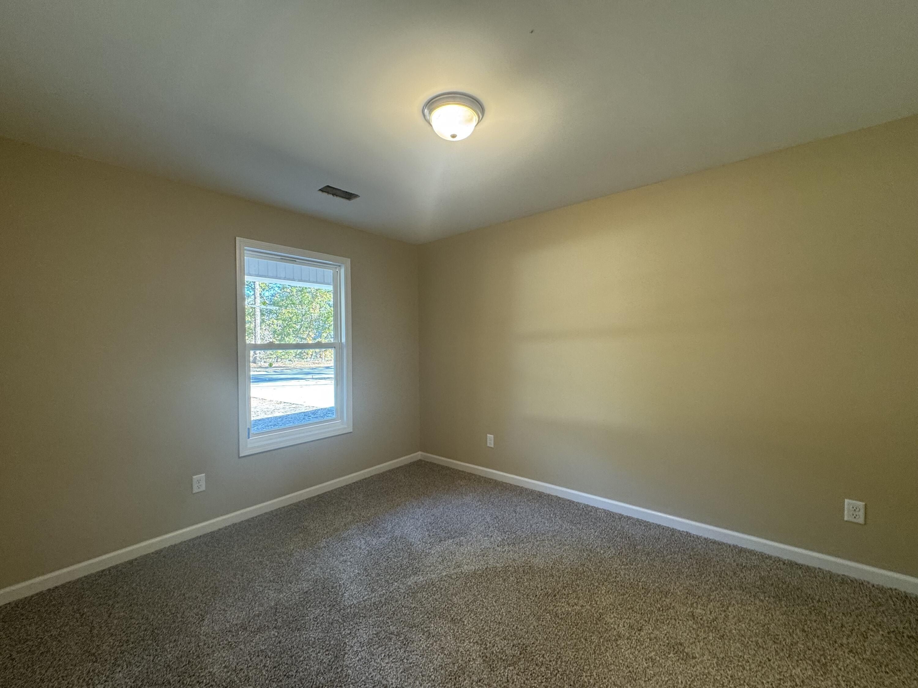 1 Ramblewood Lane. Wedgefield, SC 29168