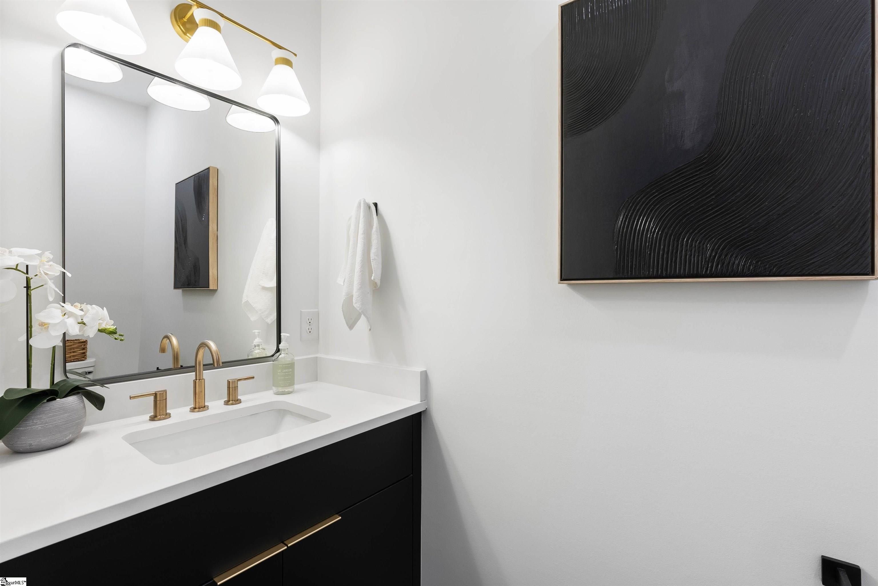 730 New South Court. Wellford, SC 29385