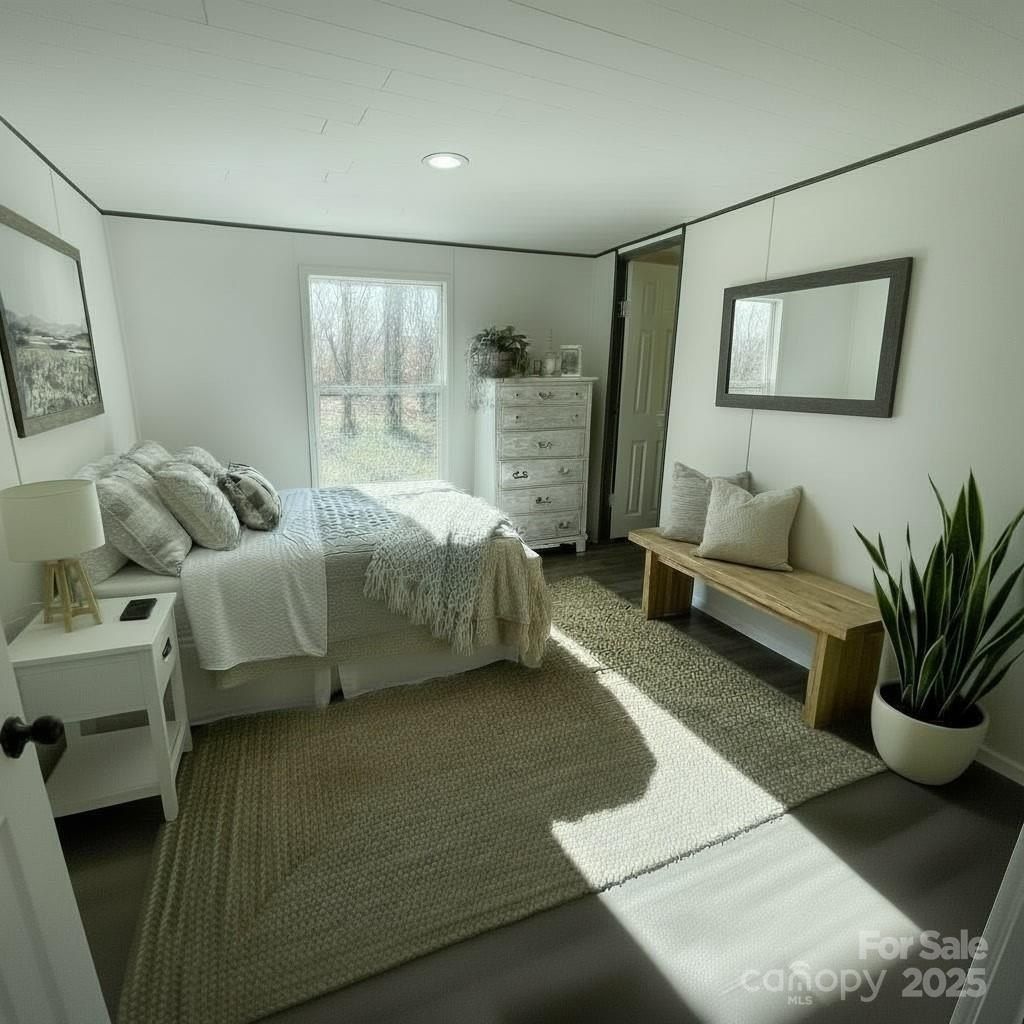 702 Mullinax Circle. Blacksburg, SC 29702