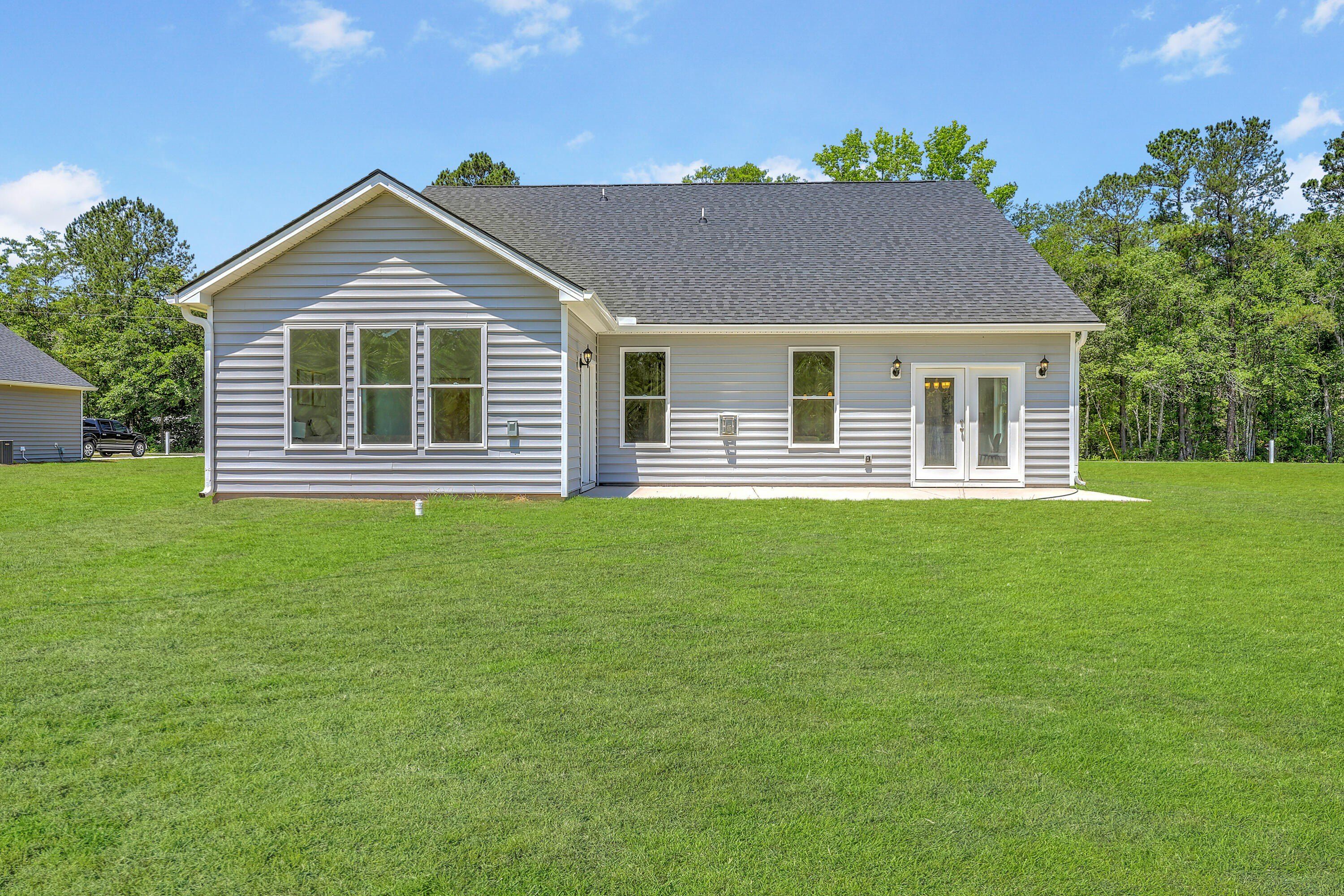 306 Mizell Road. Dorchester, SC 29437