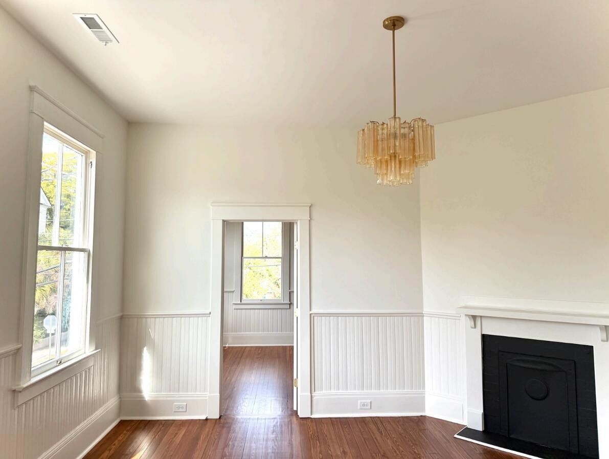 63 Montagu Street. Charleston, SC 29401