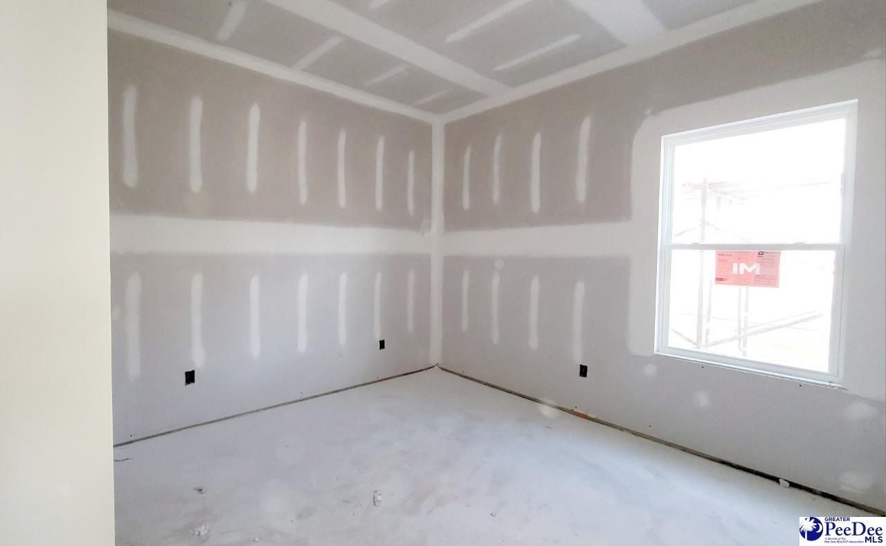 1026 Wessex. Florence, SC 29501