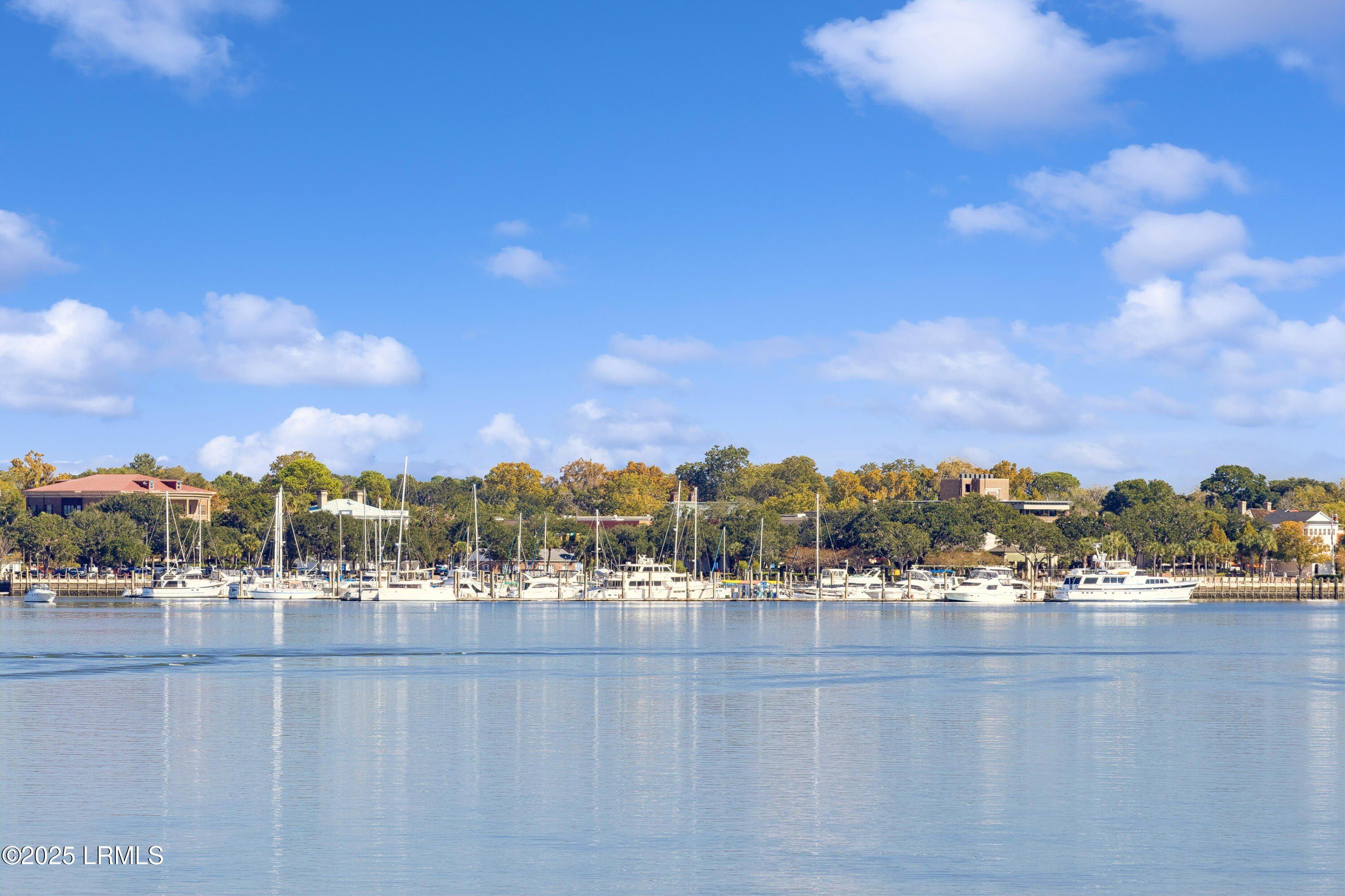 1411 Washington Street. Beaufort, SC 29902