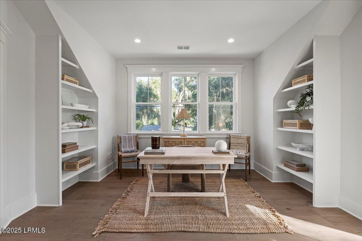 2200 National Street. Beaufort, SC 29902