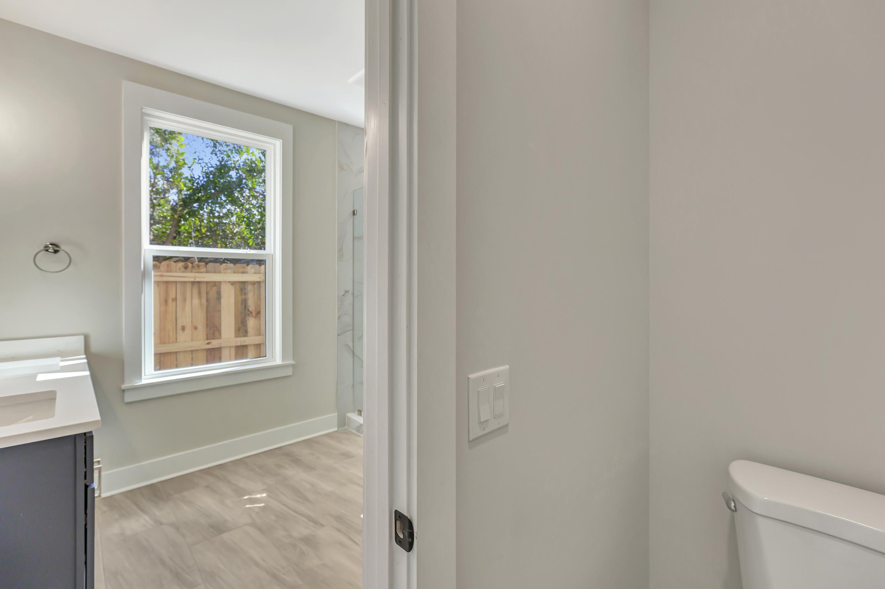 1910 Piper Drive. Charleston, SC 29407