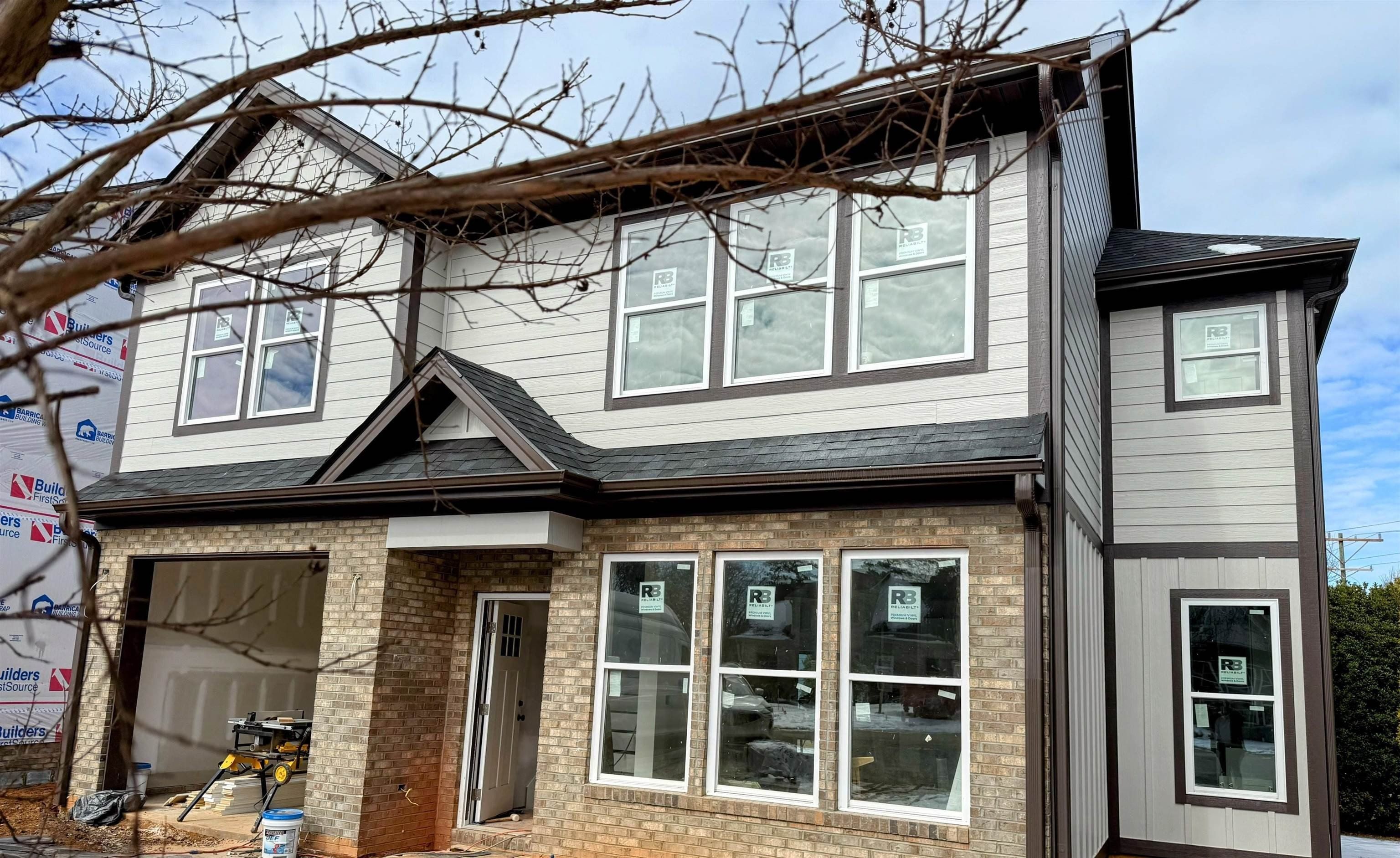 433 Ambiance Court. Spartanburg, SC 29301