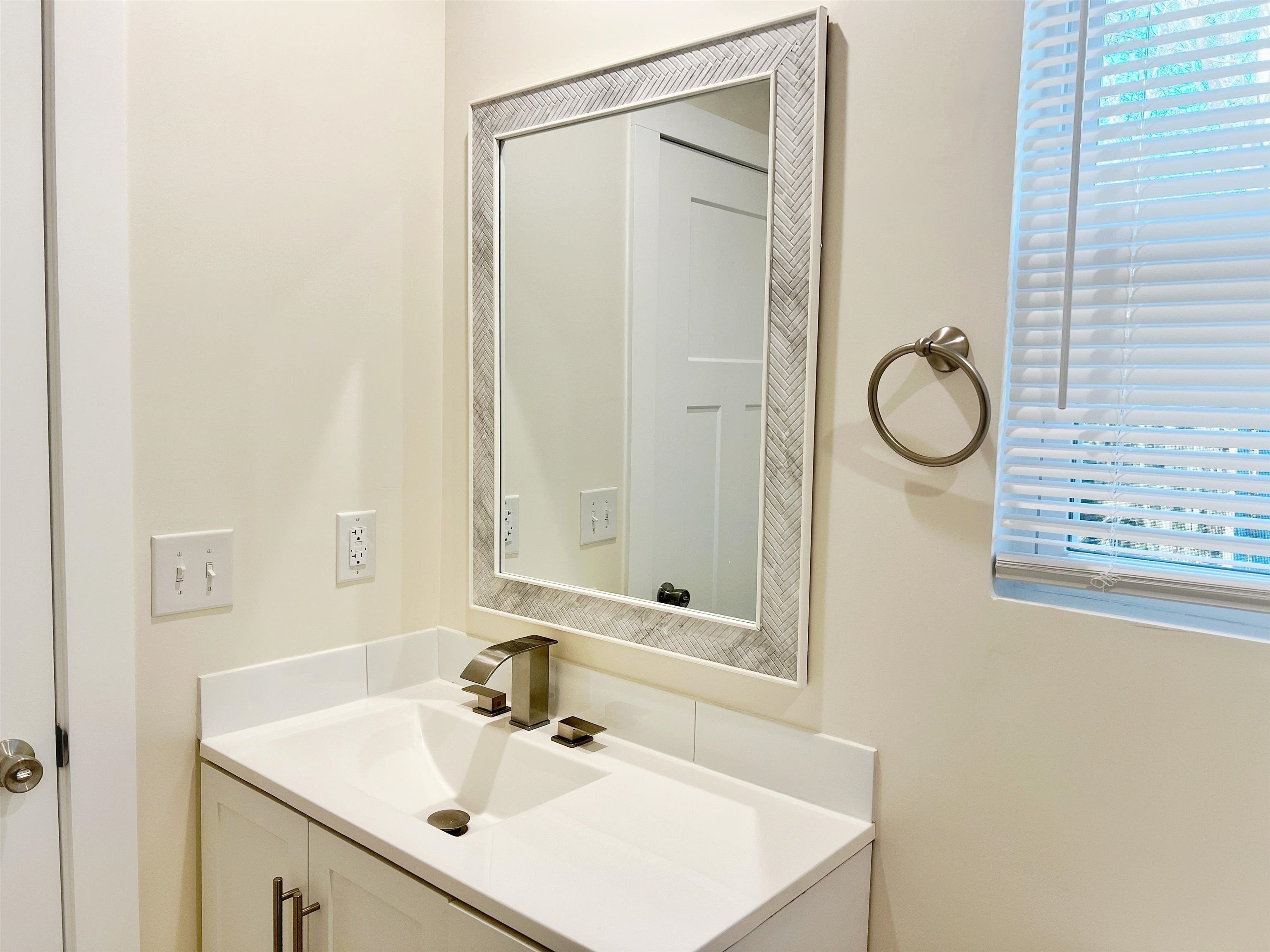 107 Everest Drive. Inman, SC 29349