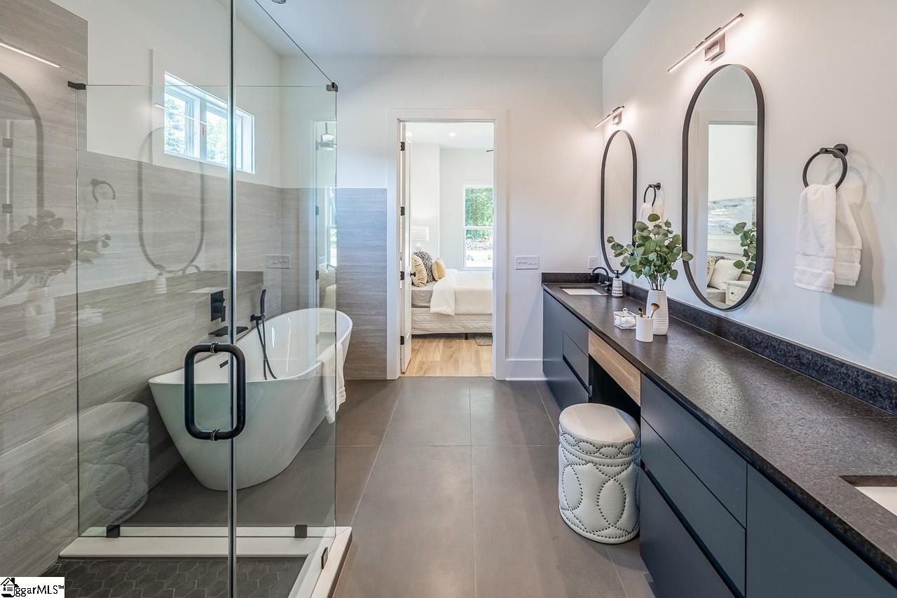 105 David Street. Greenville, SC 29609