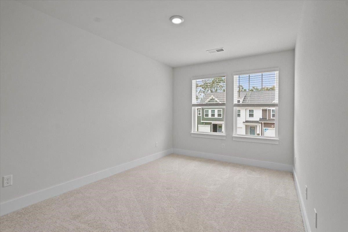 521 W Norvell Court. Spartanburg, SC 29307