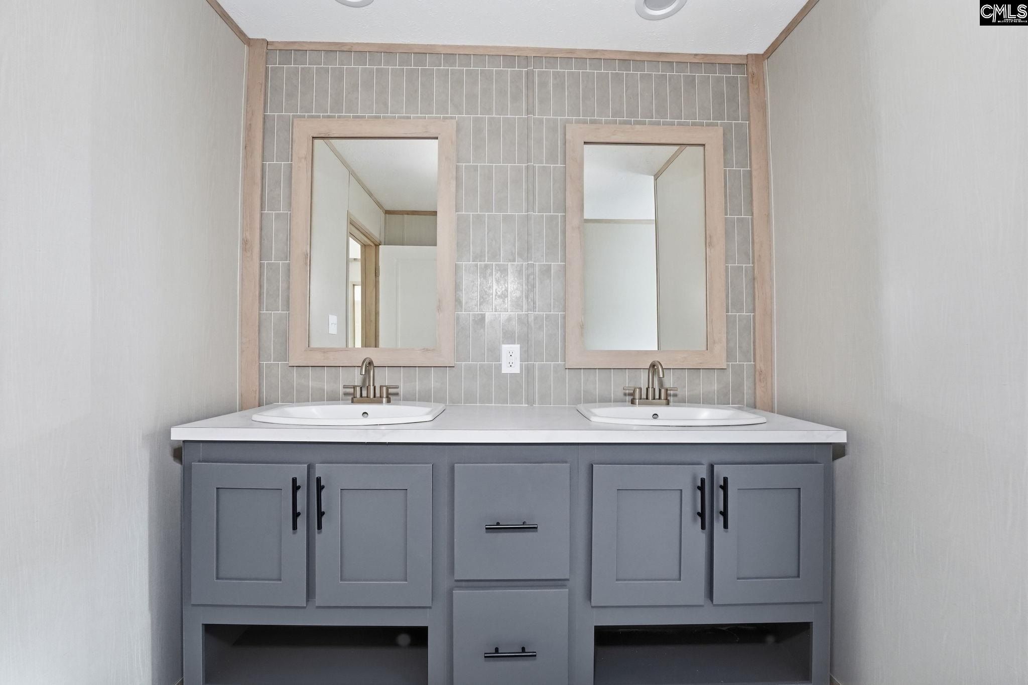 522 Watts Lane. Camden, SC 29020