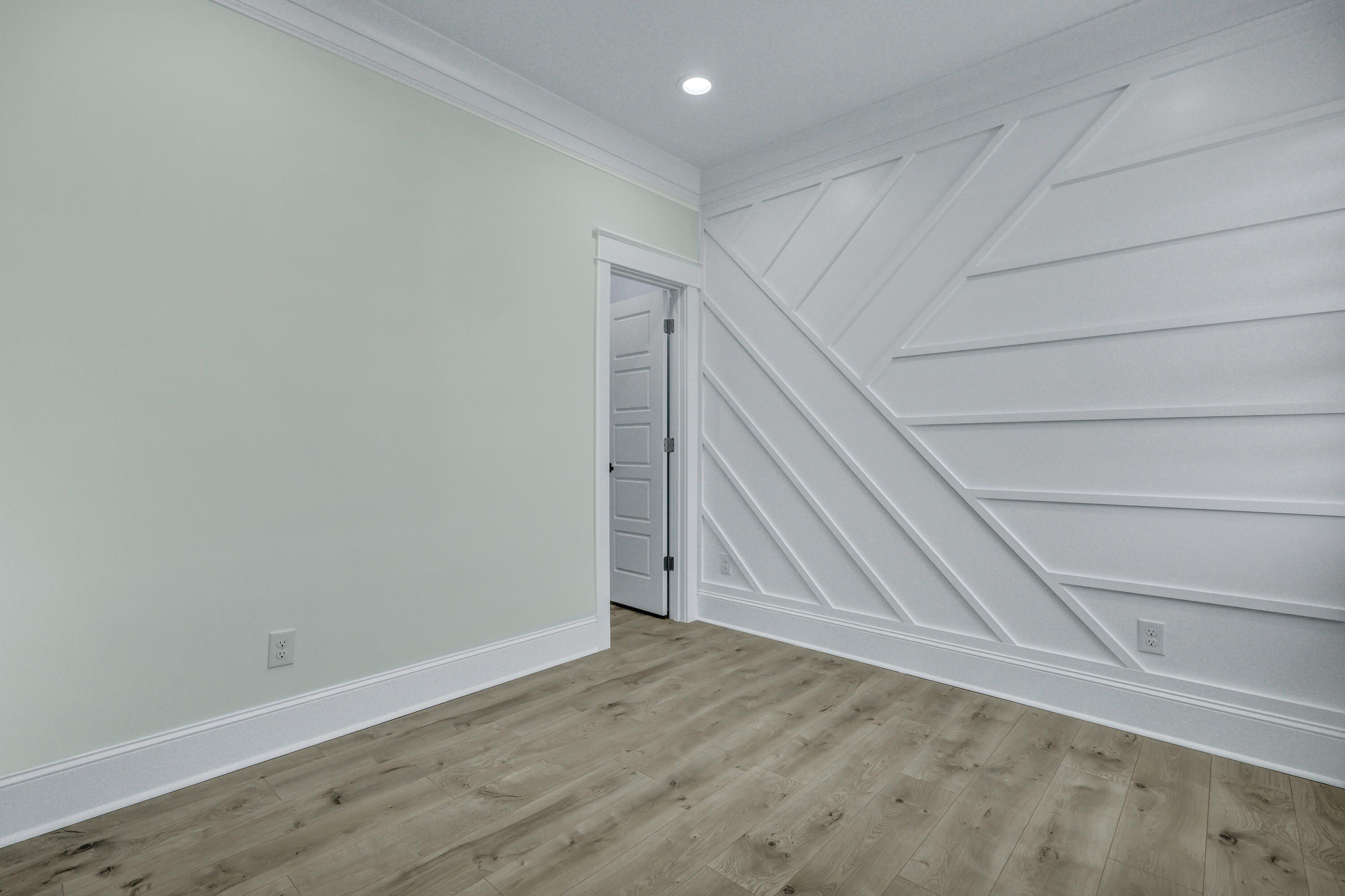 2033 Beech Avenue. North Charleston, SC 29405