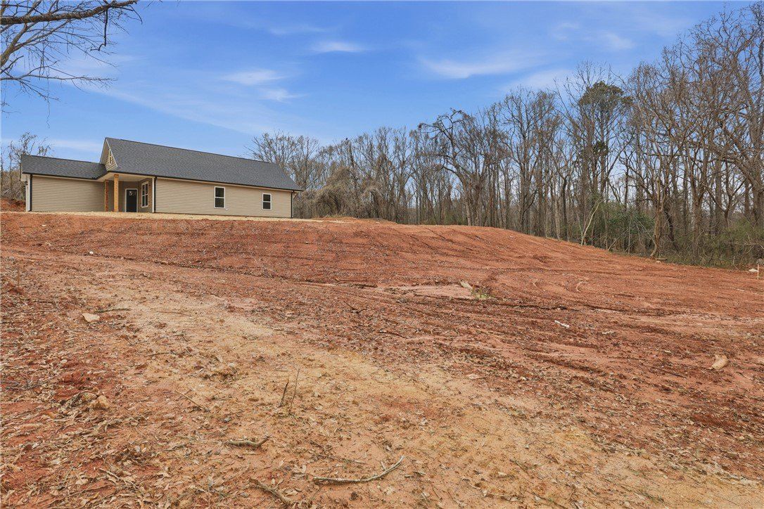 209 Poplar Lane. Anderson, SC 29624
