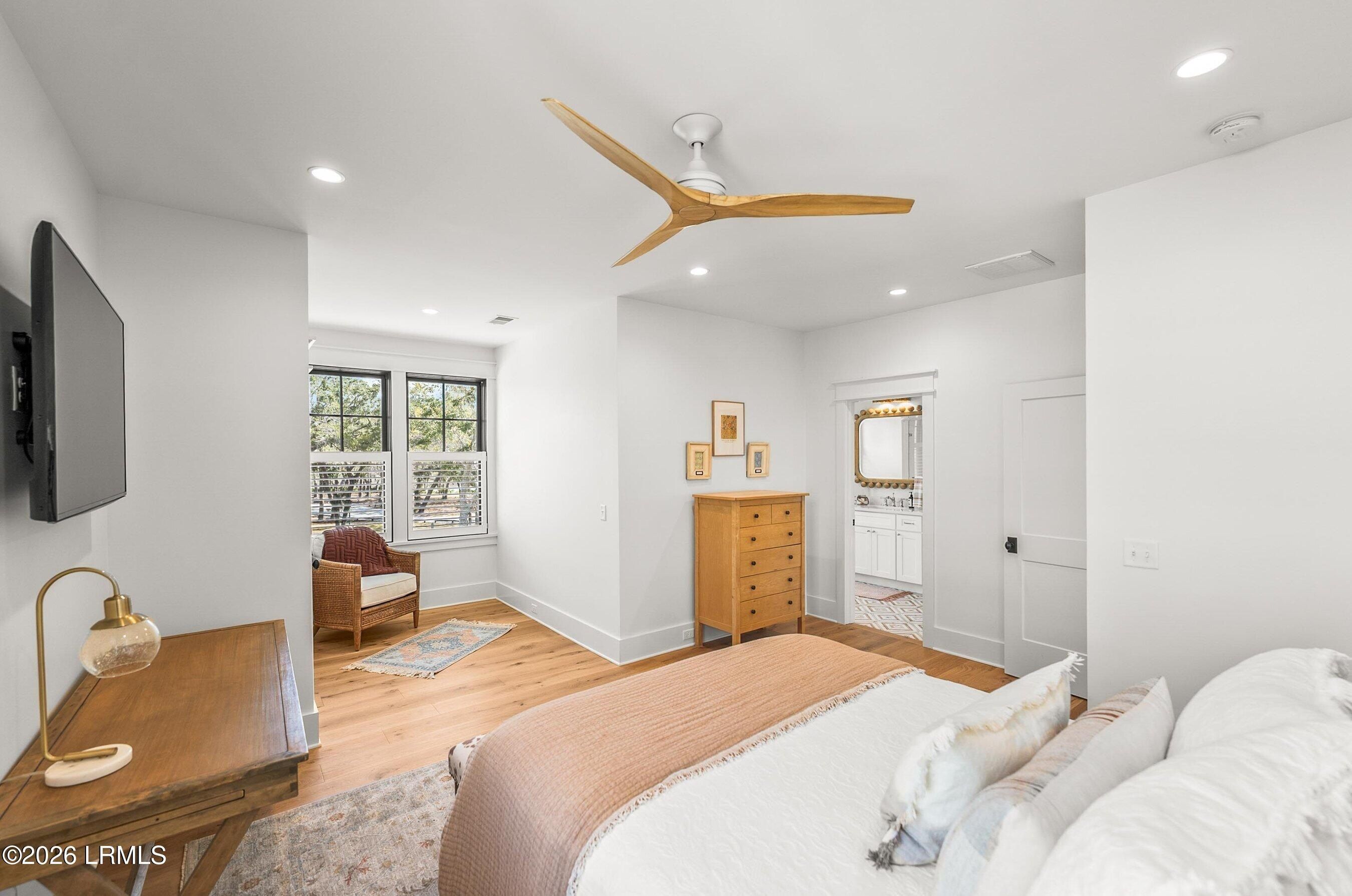 84 Old Oyster Factory Road. Beaufort, SC 29906