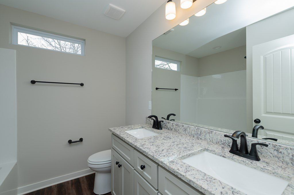 91 Simpson Creek Rd. Laurens, SC 29360