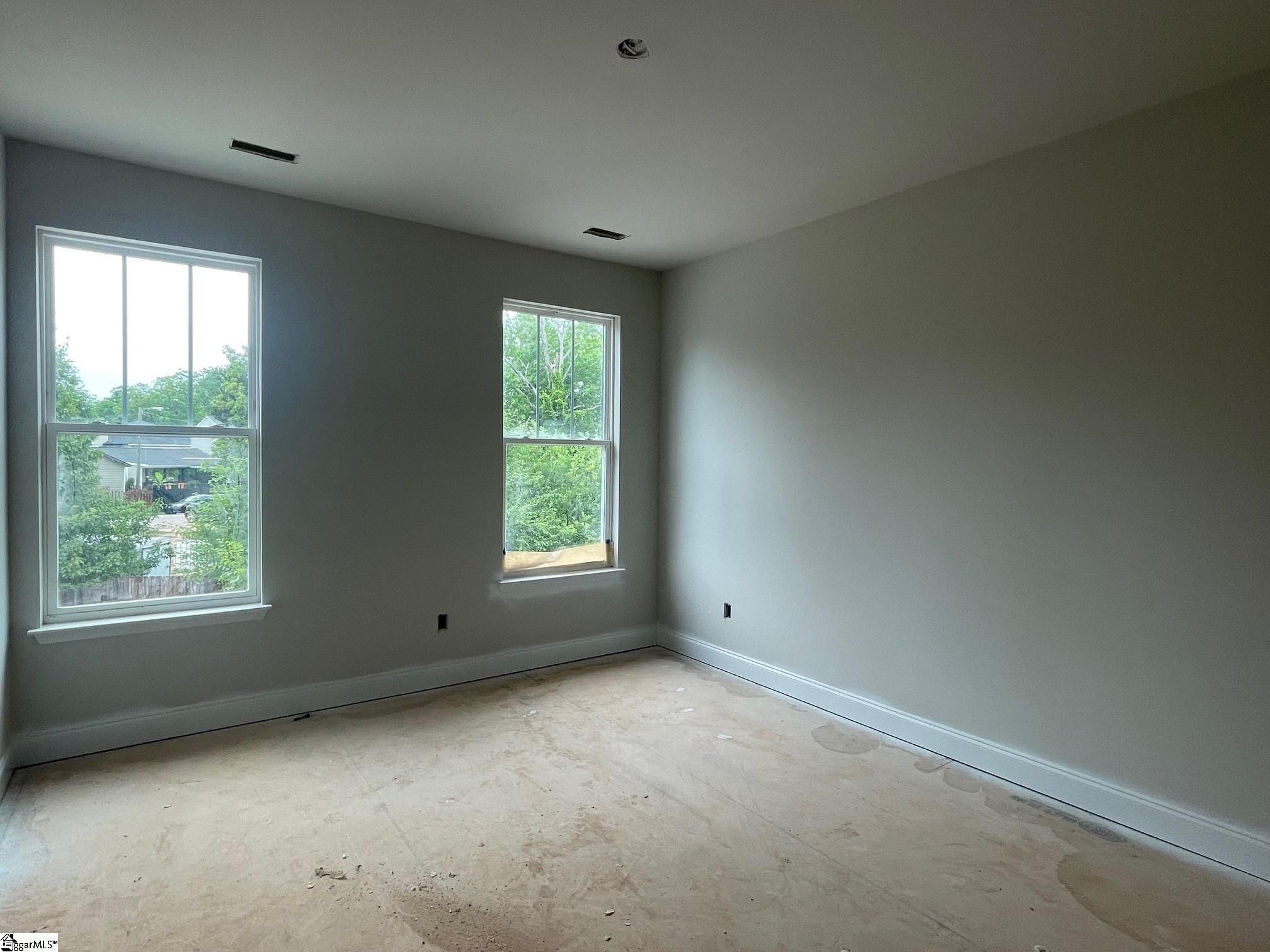 19 Scott Street. Greenville, SC 29611