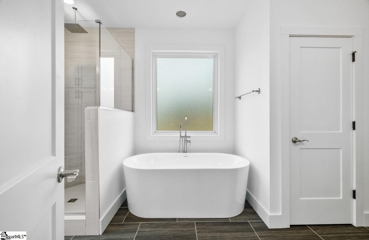 625 Sullens Road. Campobello, SC 29322