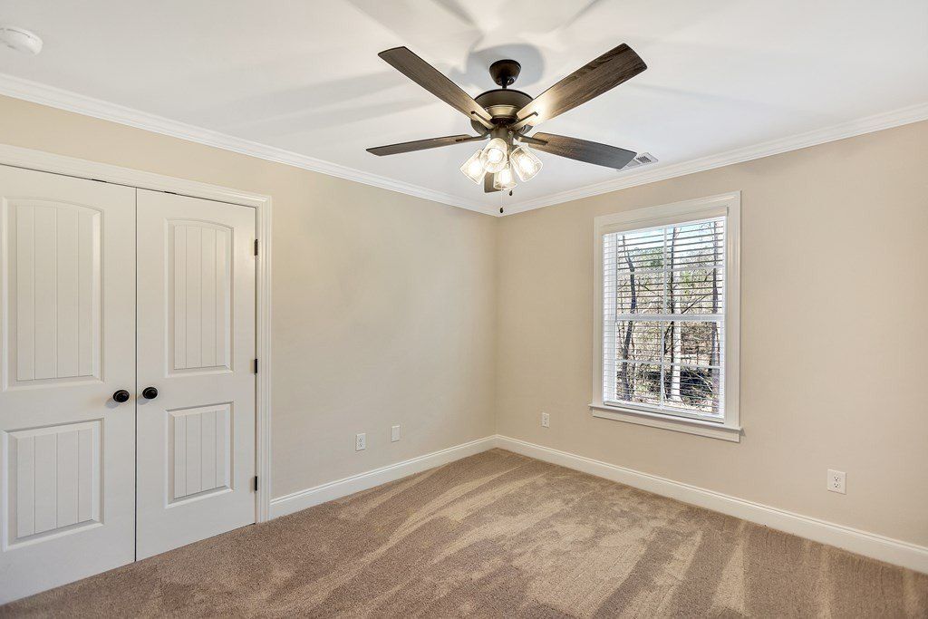 1203 Hunters Creek Blvd. Greenwood, SC 29649