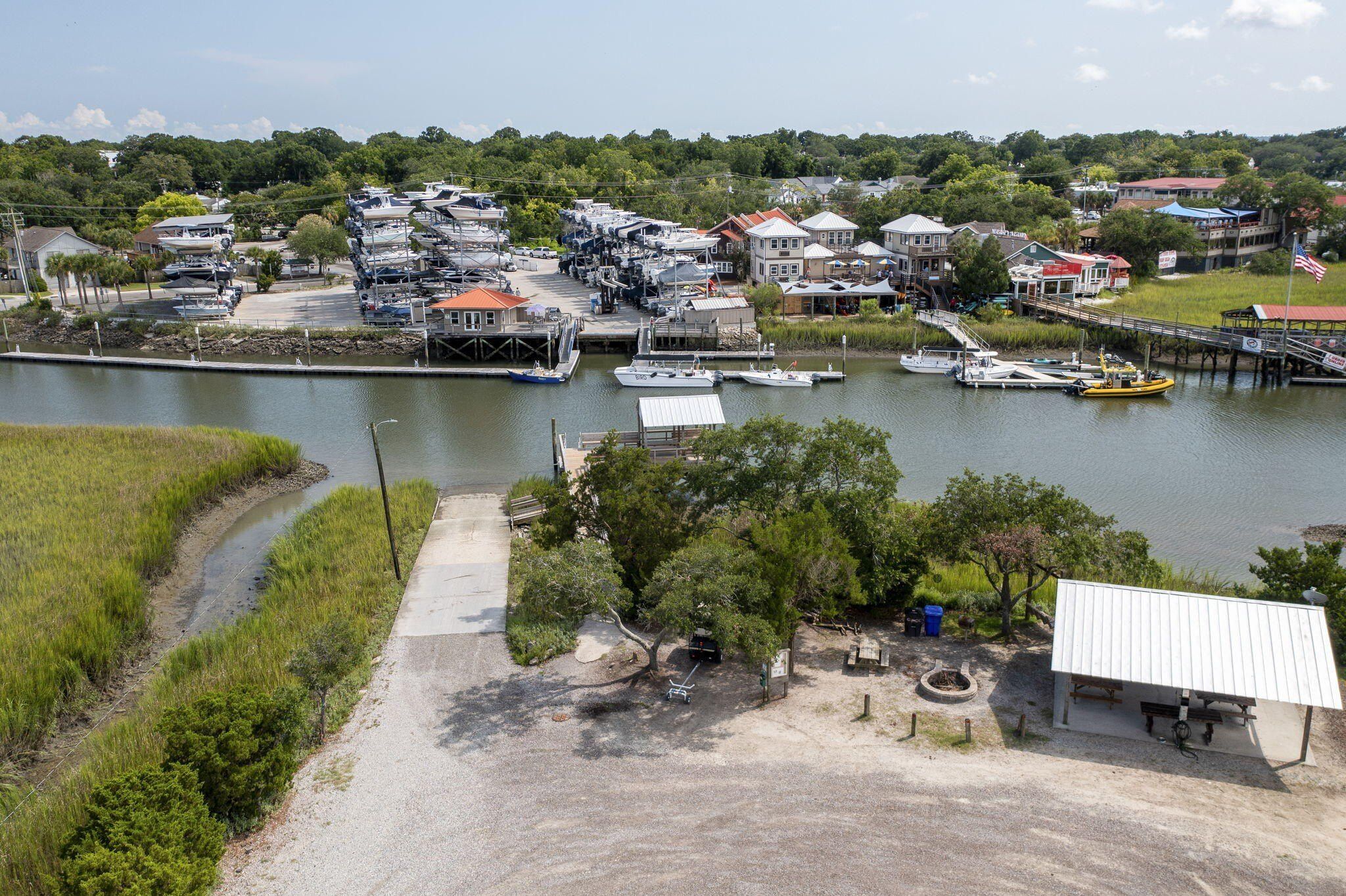 1042 Chambers Lane. Mount Pleasant, SC 29464