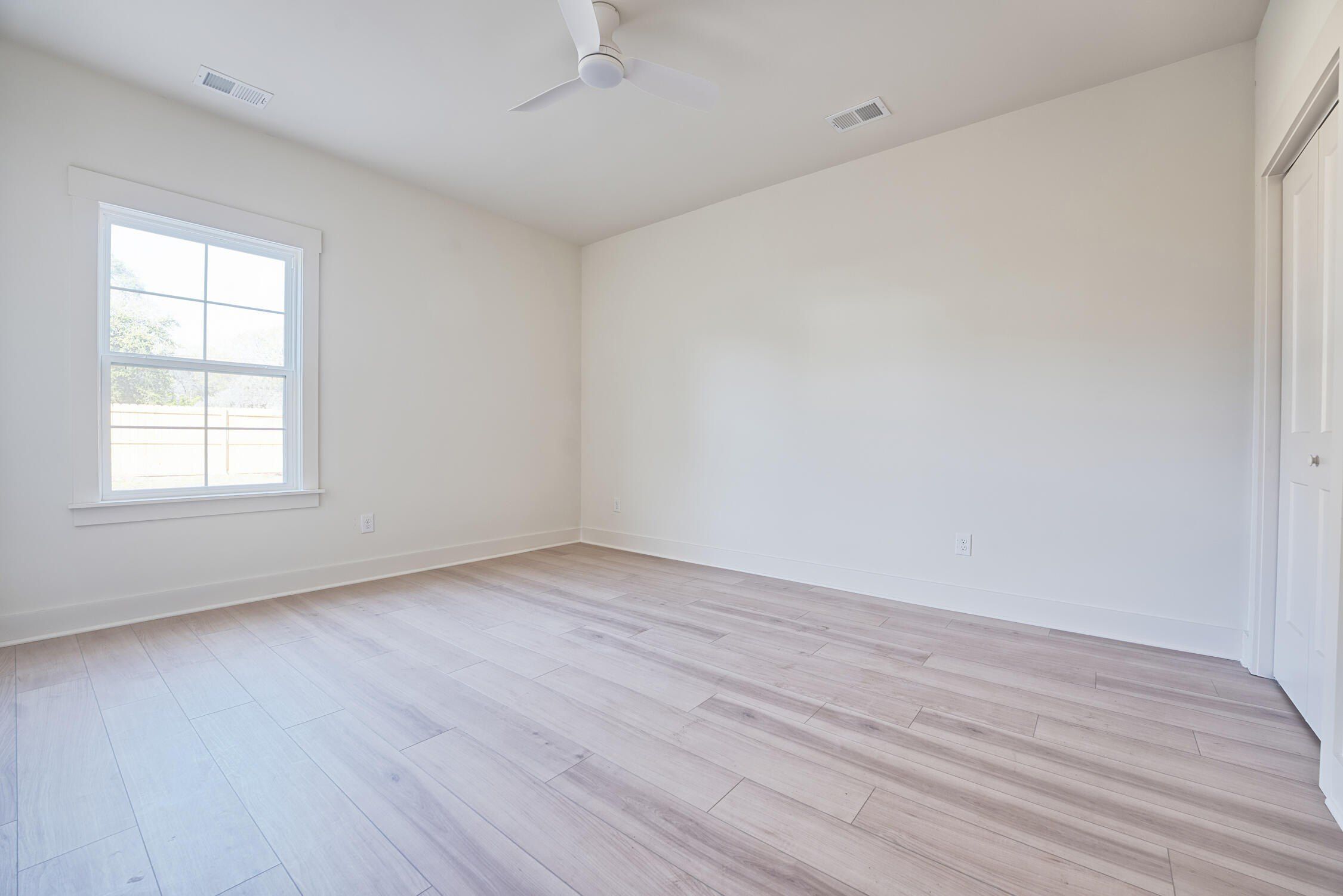 4829 Williams Avenue. North Charleston, SC 29405